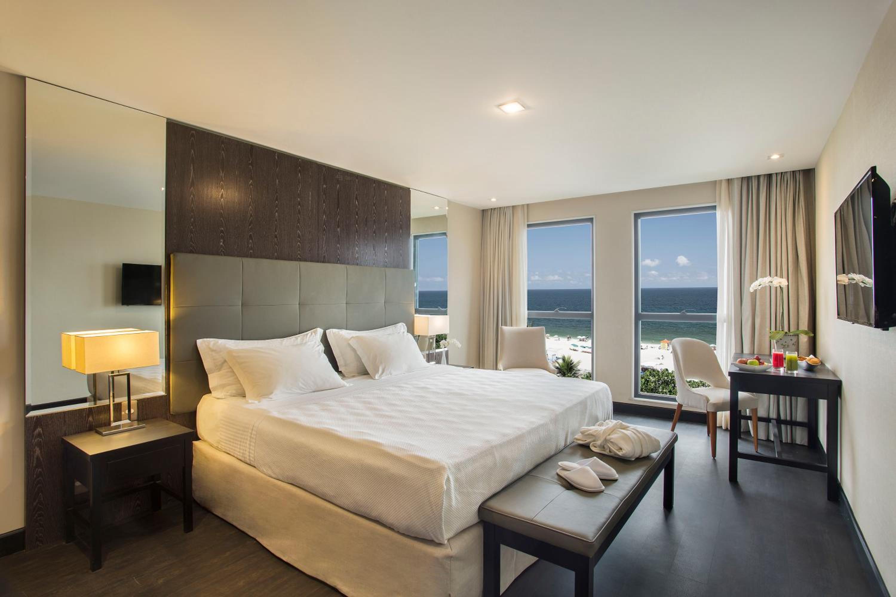 Superior Executivo com Cama Casal - Photo 1