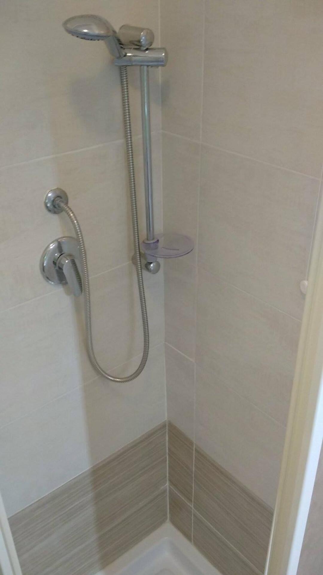 Studio Apartment - Photo 16