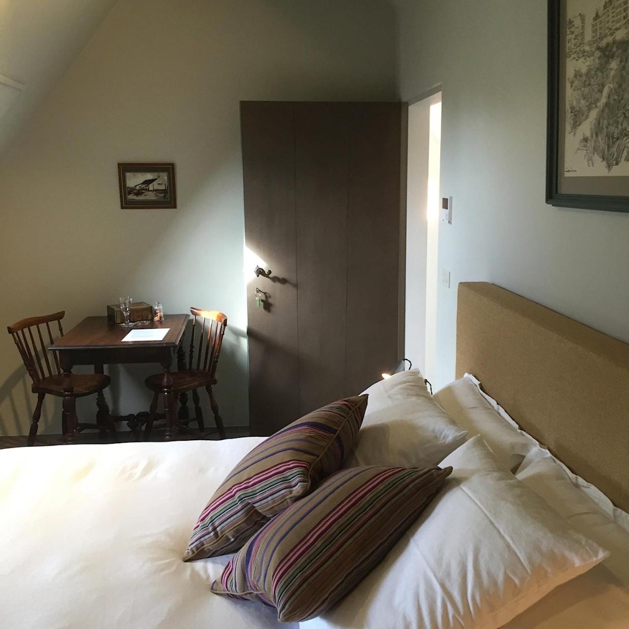 Standard  Double Room photo 2