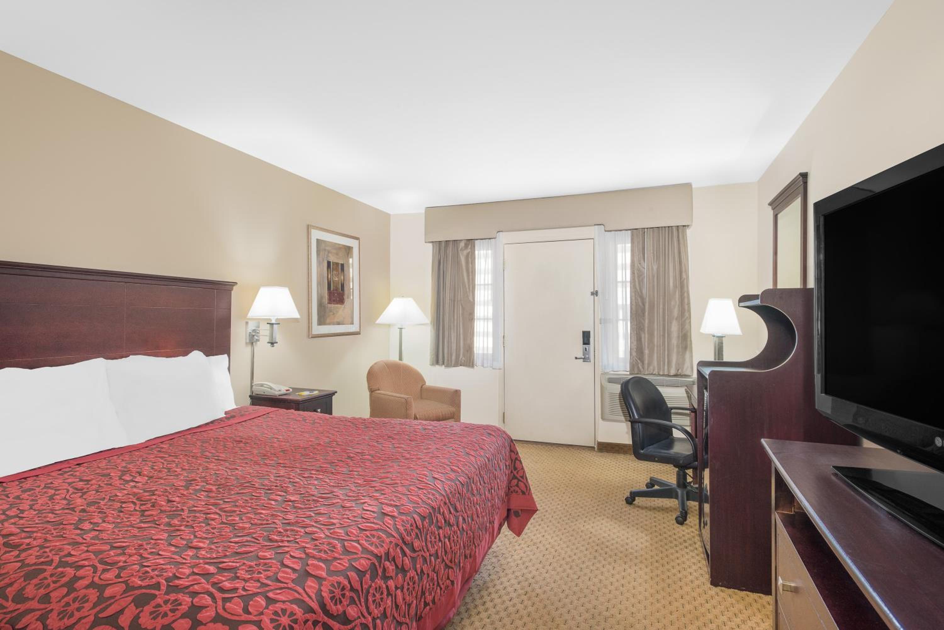 King Room - Disability Access/Smoking - Photo 1