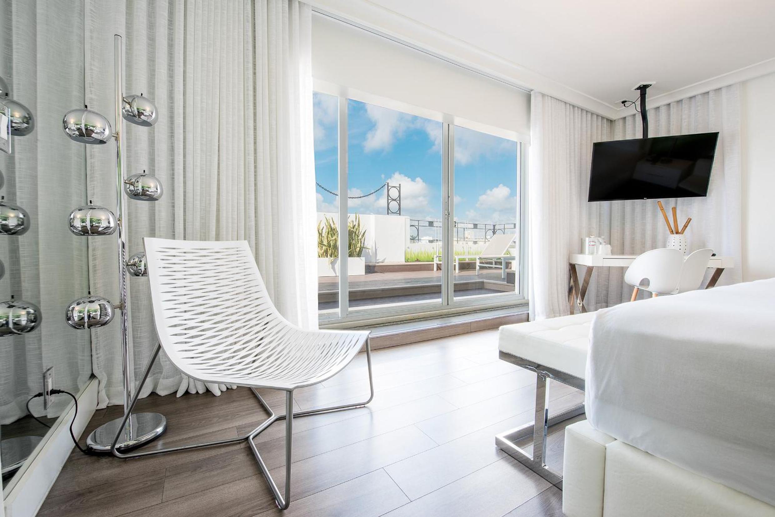 Penthouse Suite with Terrace