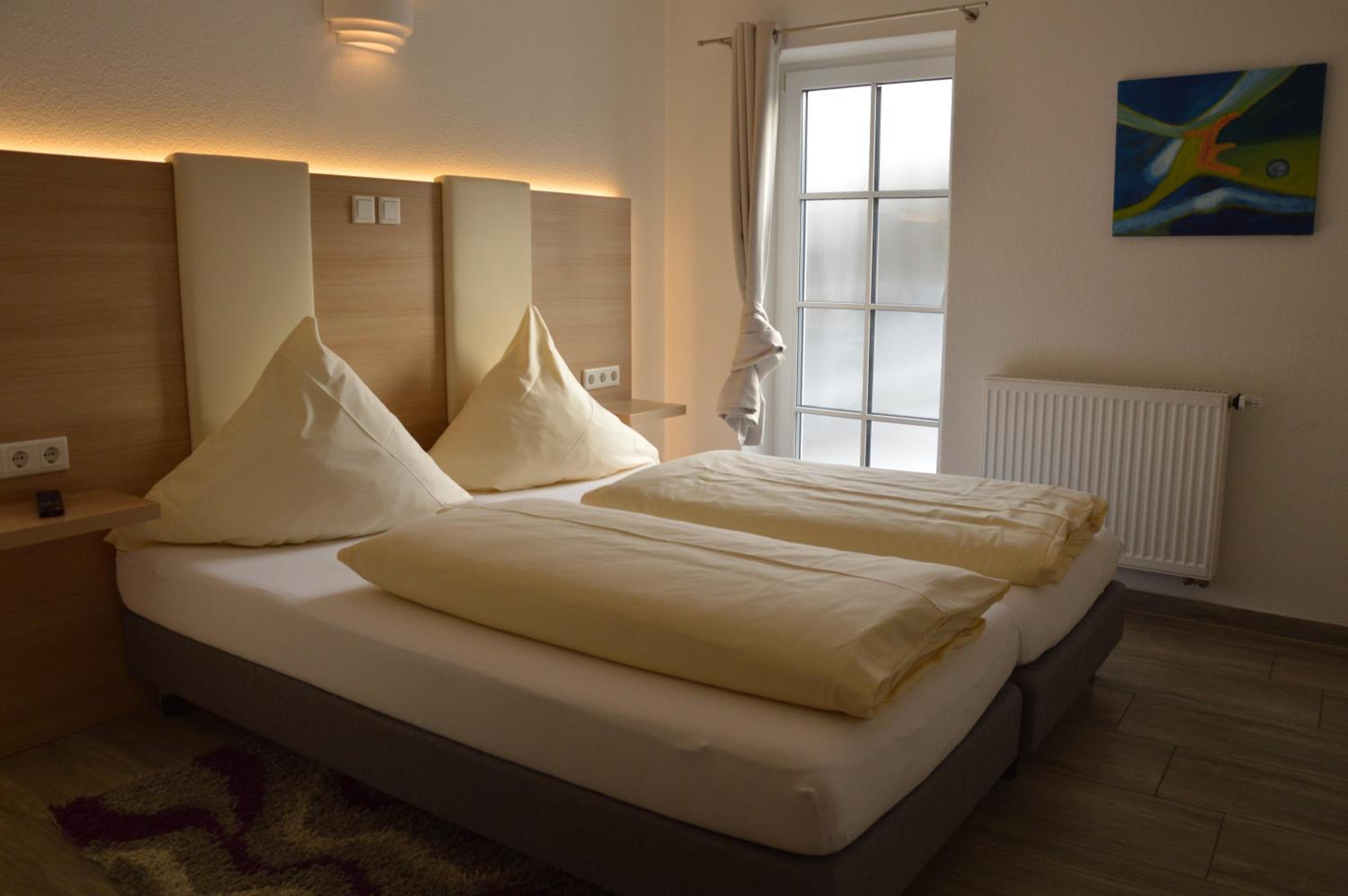 Double Room - Photo 13