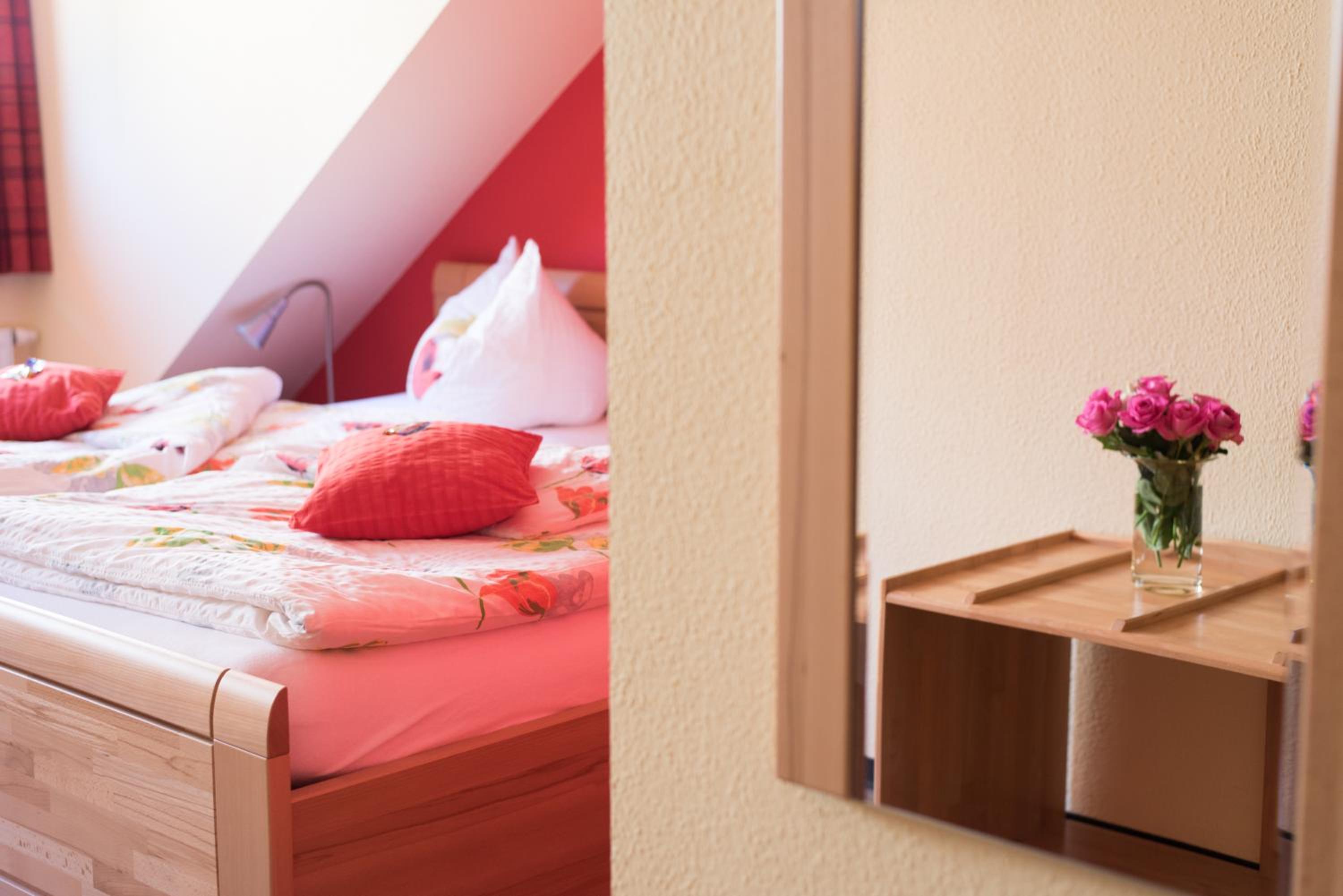 Large Double Room photo 1