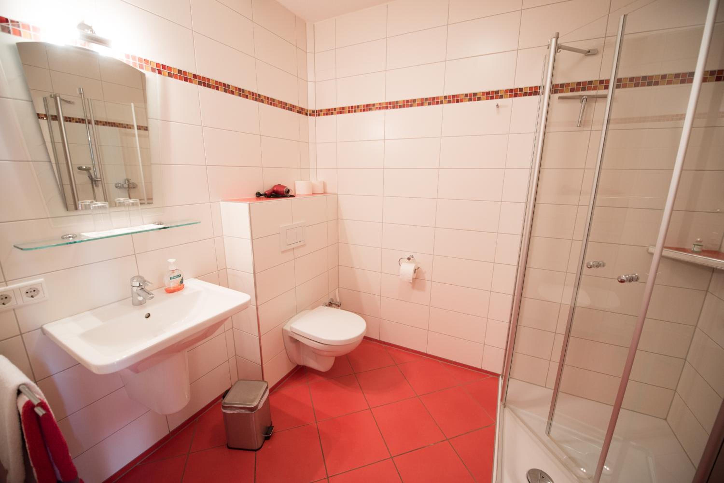 Large Double Room photo 2