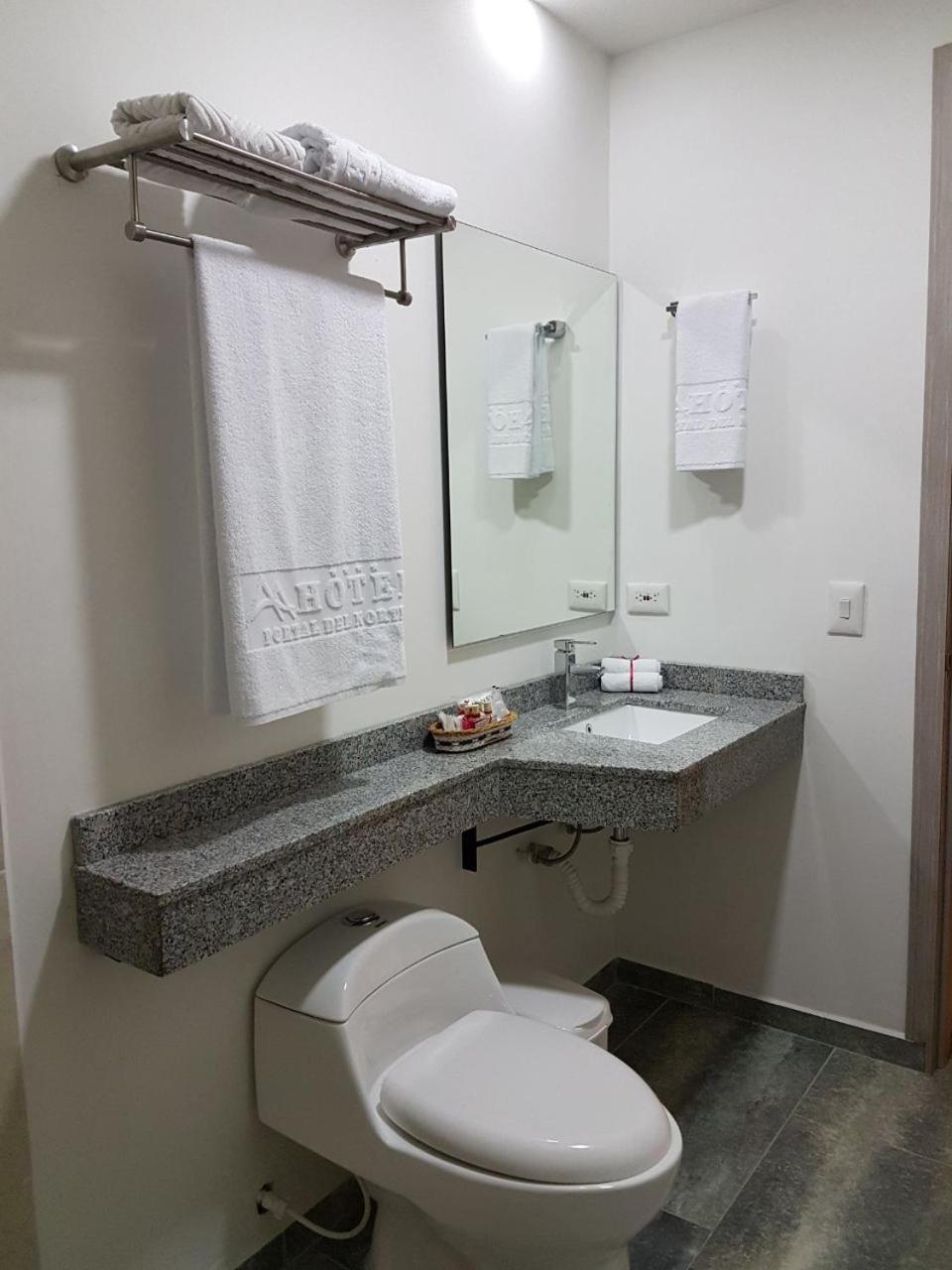 Standard Triple Room photo 2