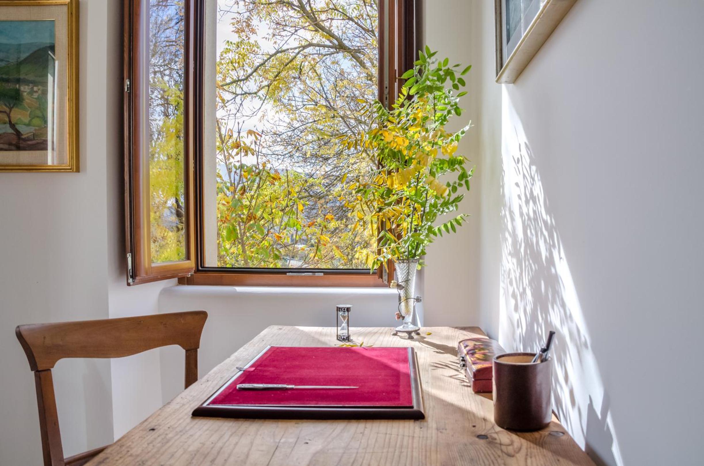 Double Room with Park View - Photo 4