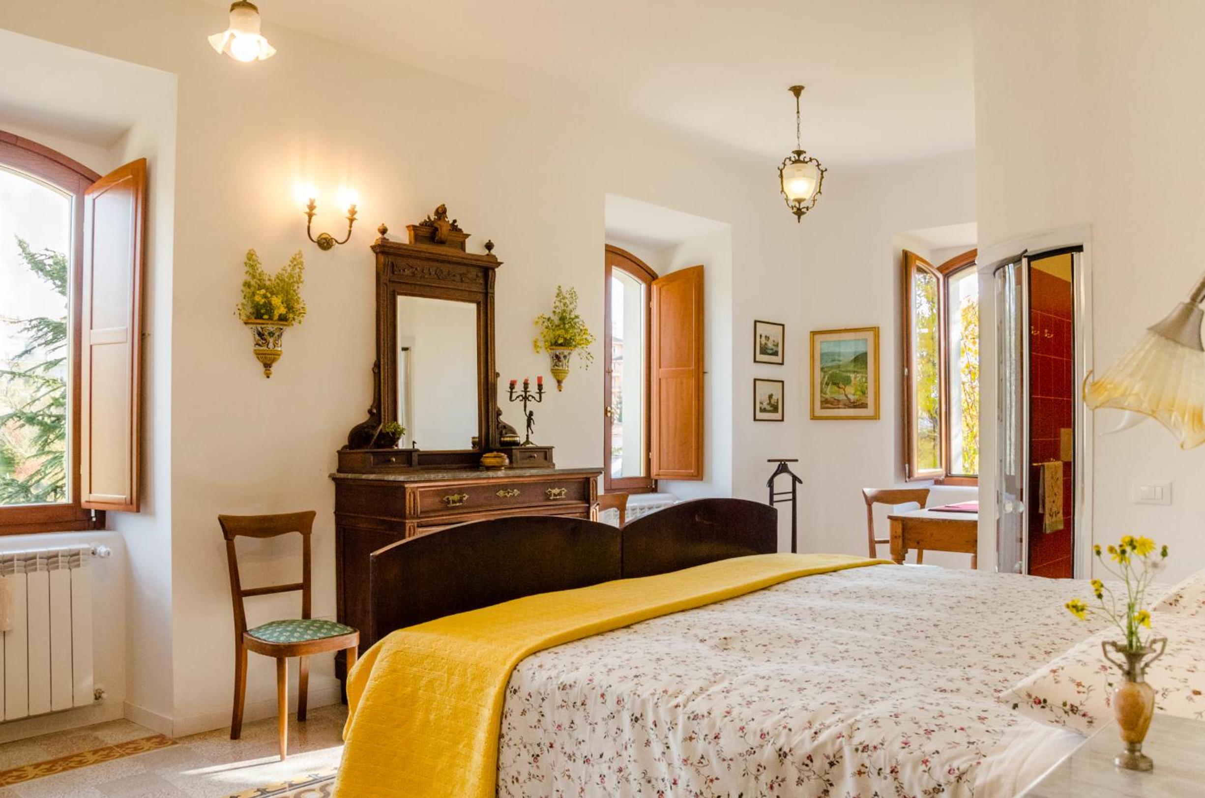 Double Room with Park View - Photo 10