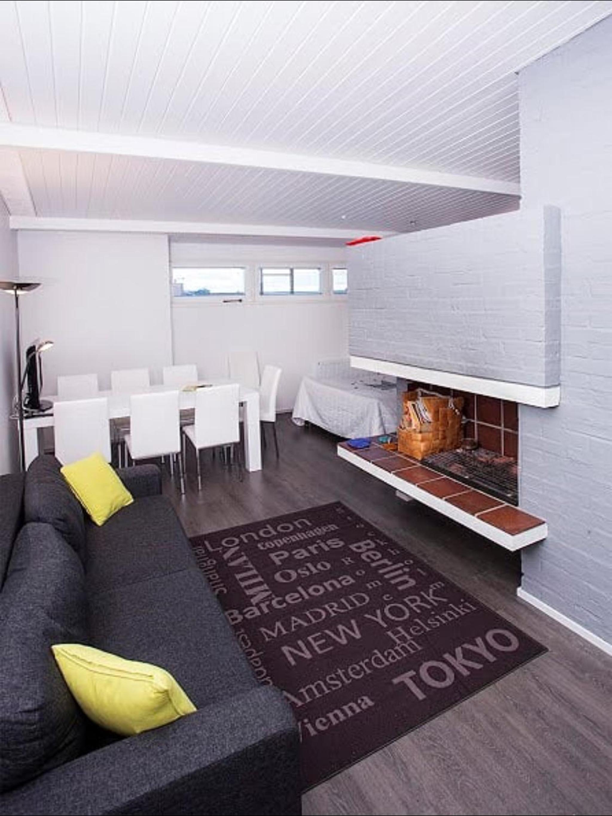 Penthouse Apartment - Photo 15