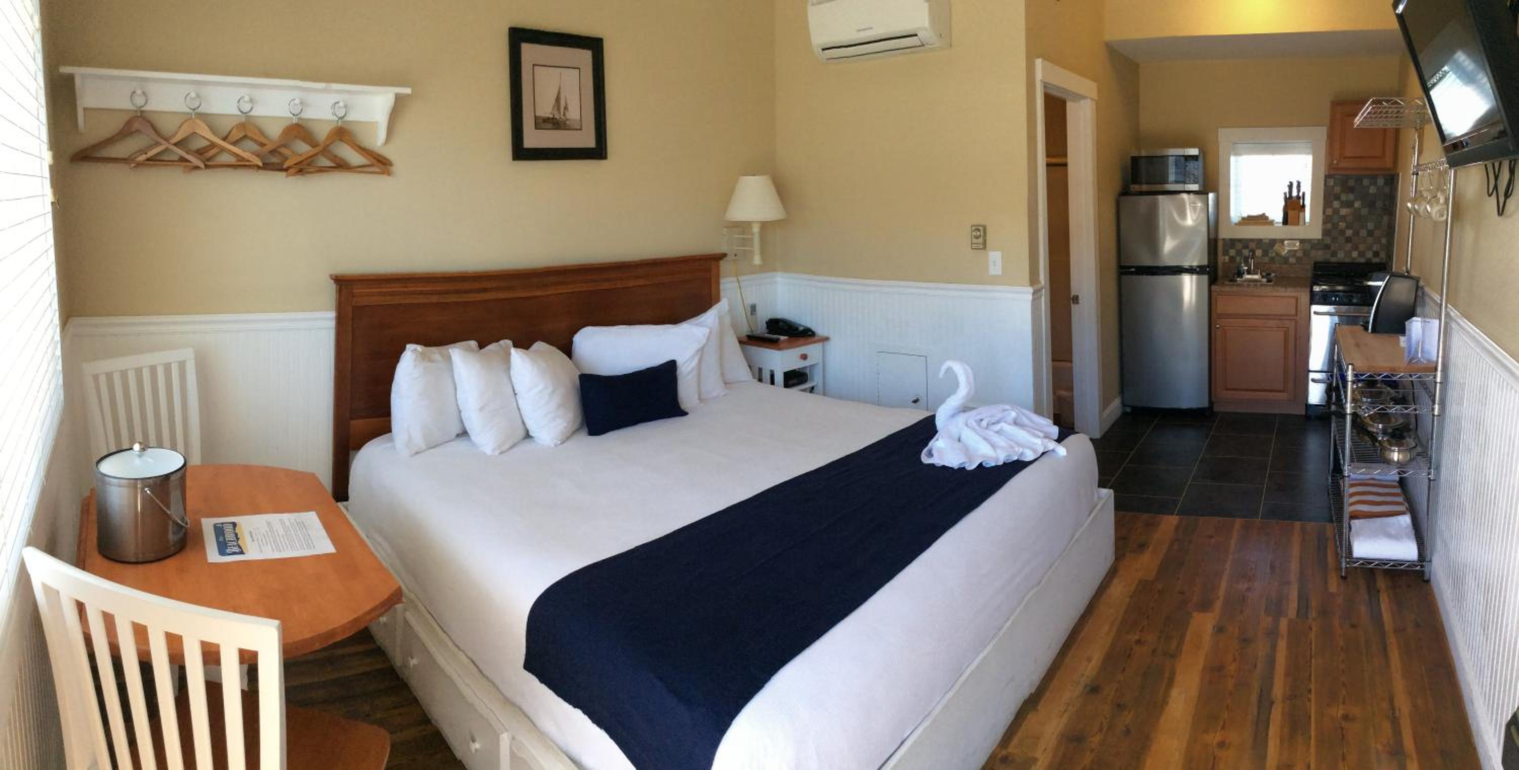 King Room with Balcony