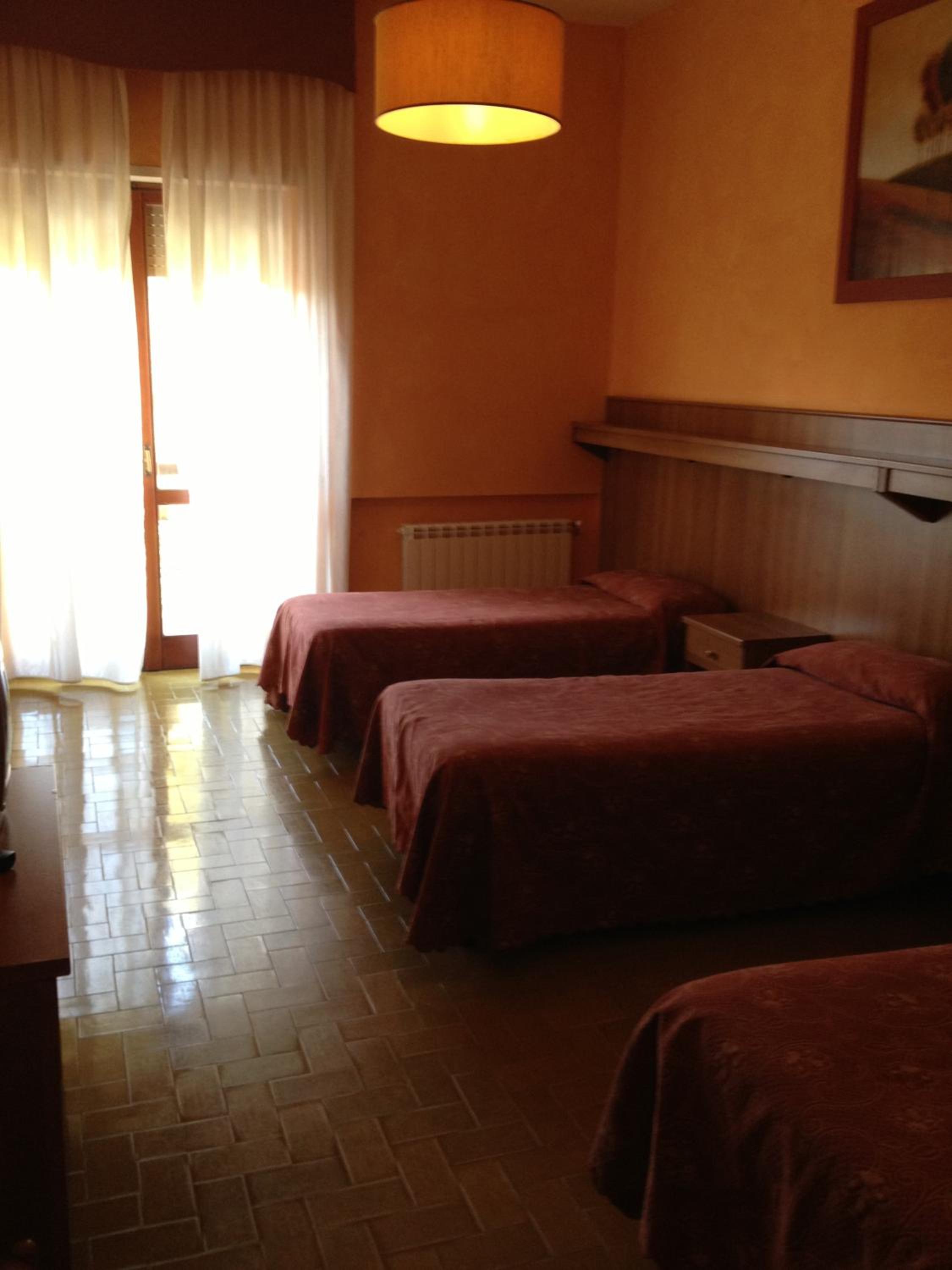 Triple Room - Photo 3
