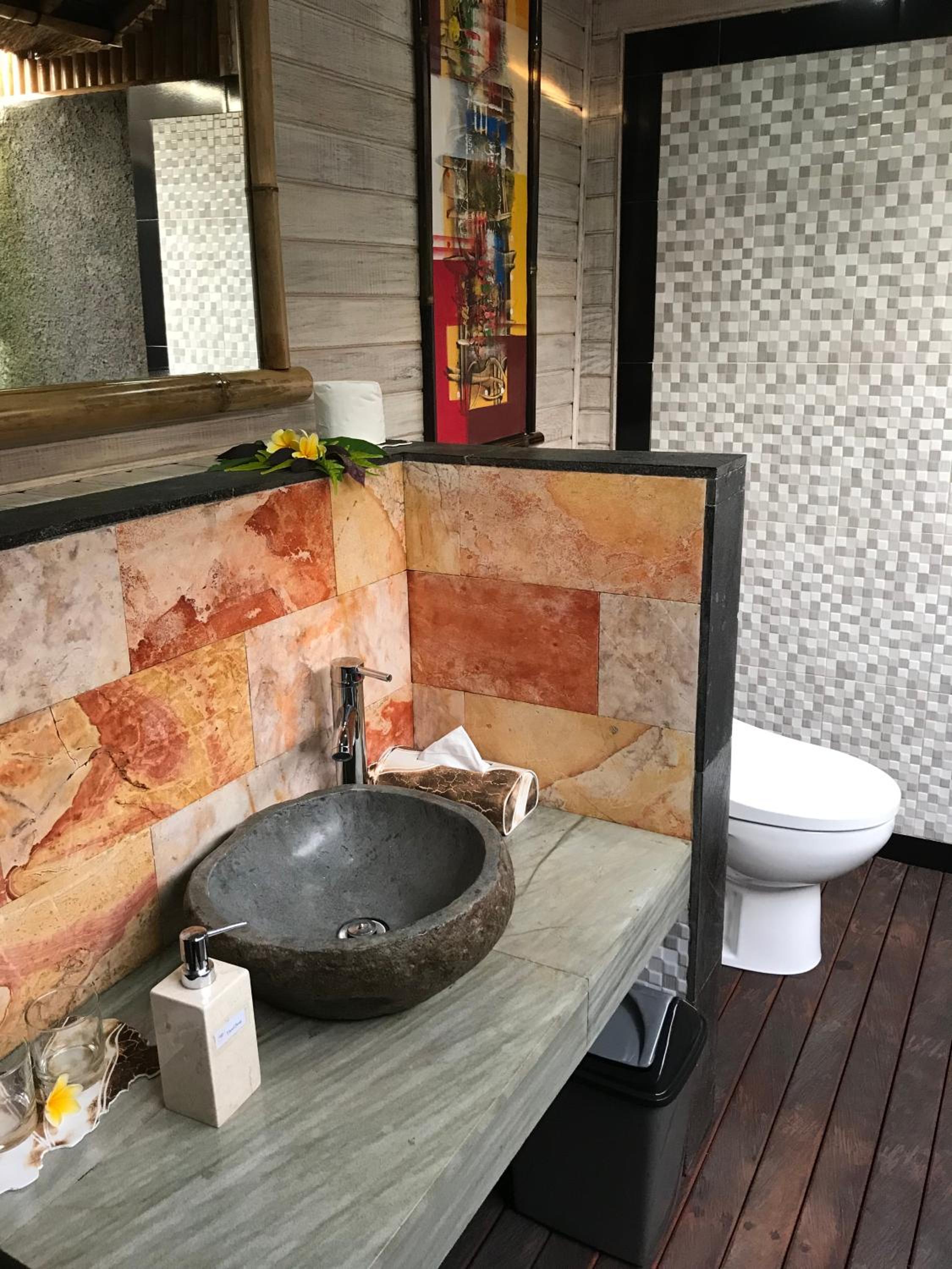 Deluxe Double Room with Pool View - Photo 9