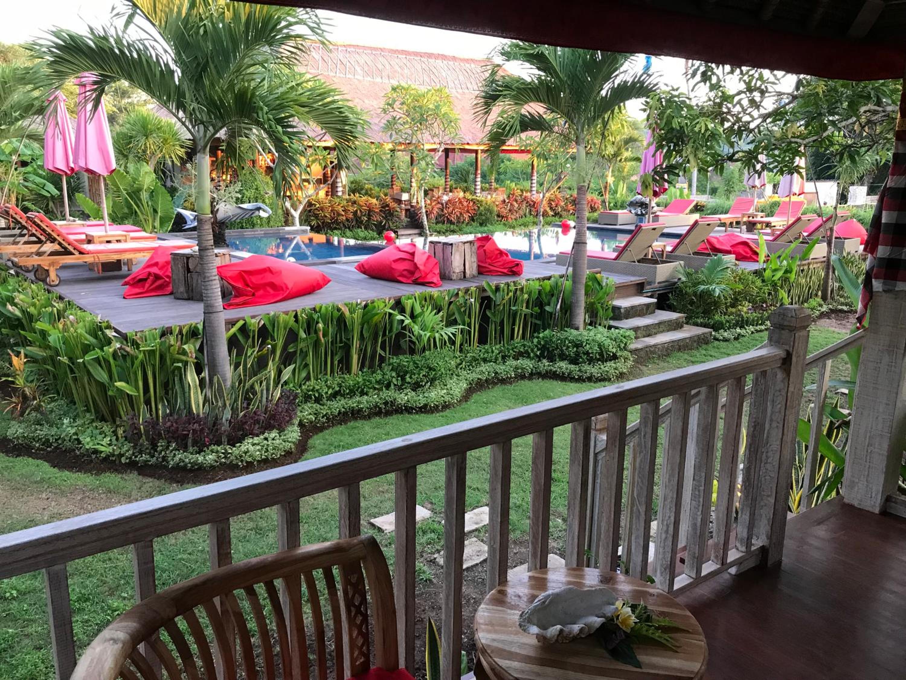 Deluxe Double Room with Pool View - Photo 4