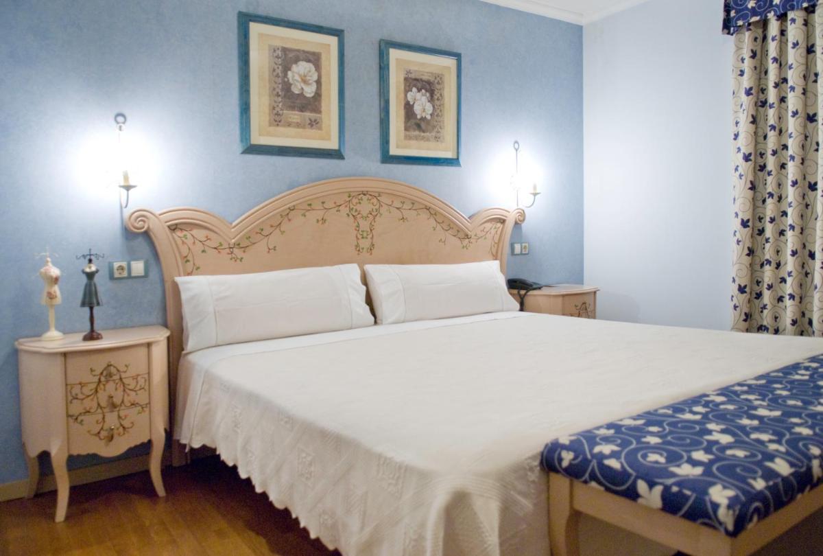Deluxe Double Room - Photo 2