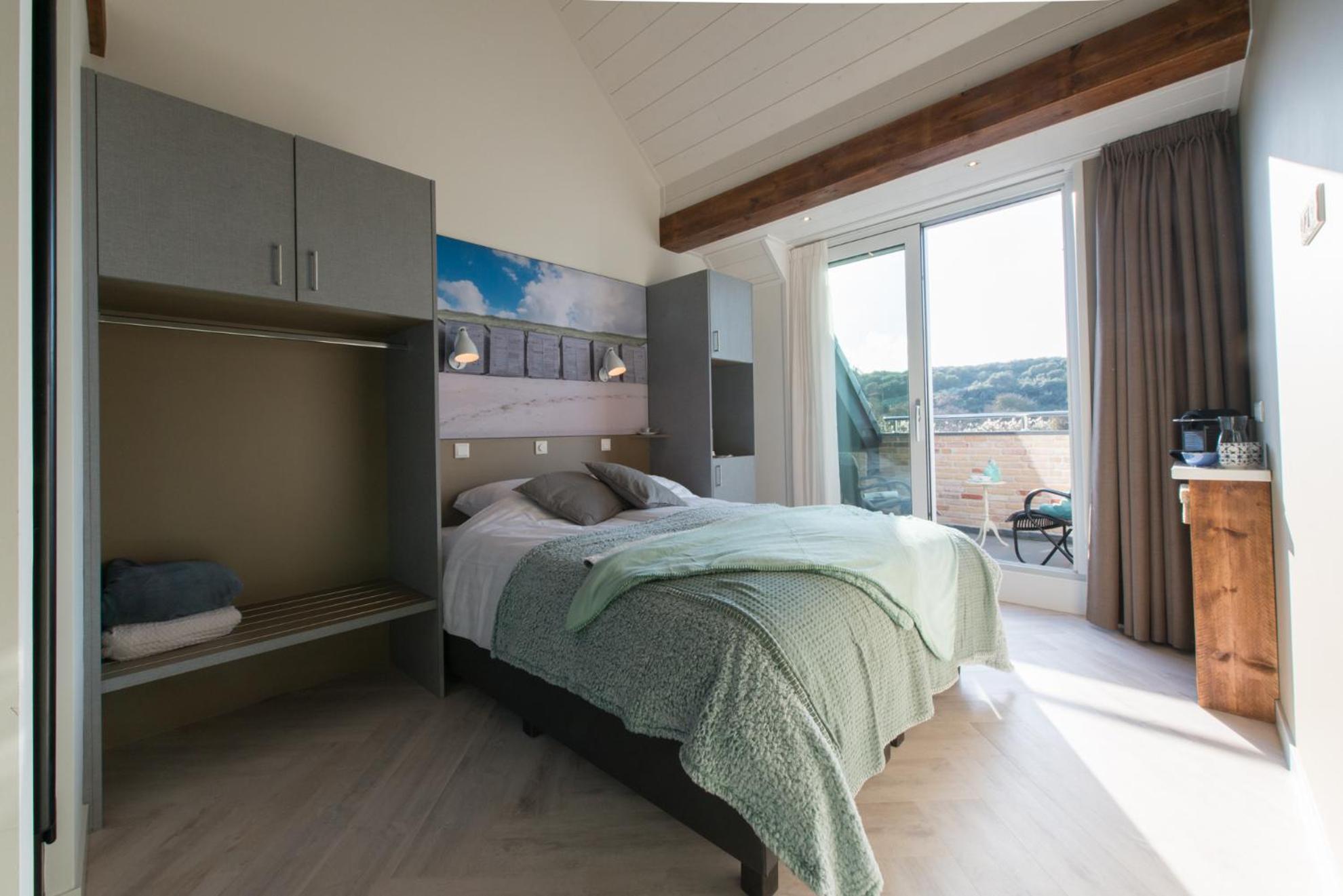 Deluxe Double Room with Balcony photo 1