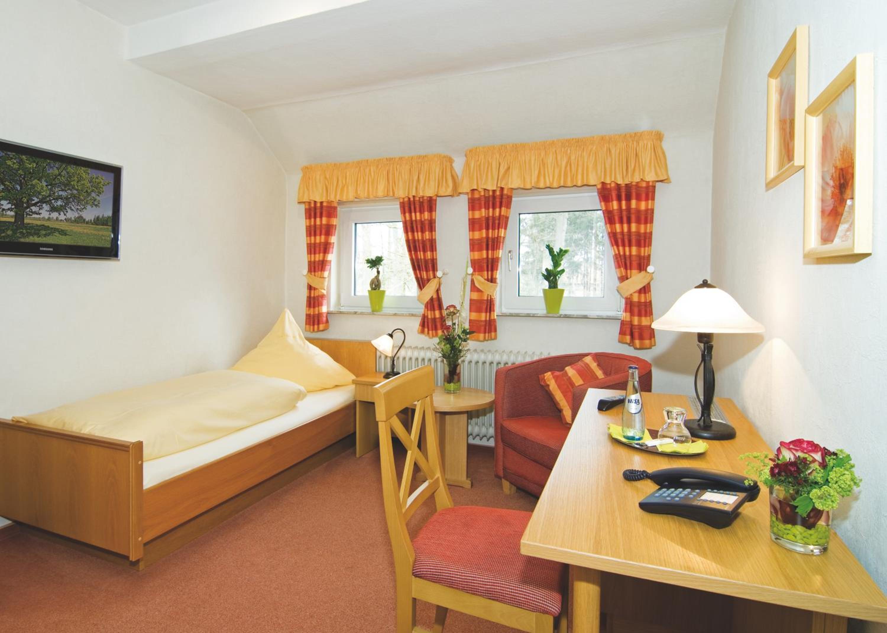Single Room - 1st Floor
