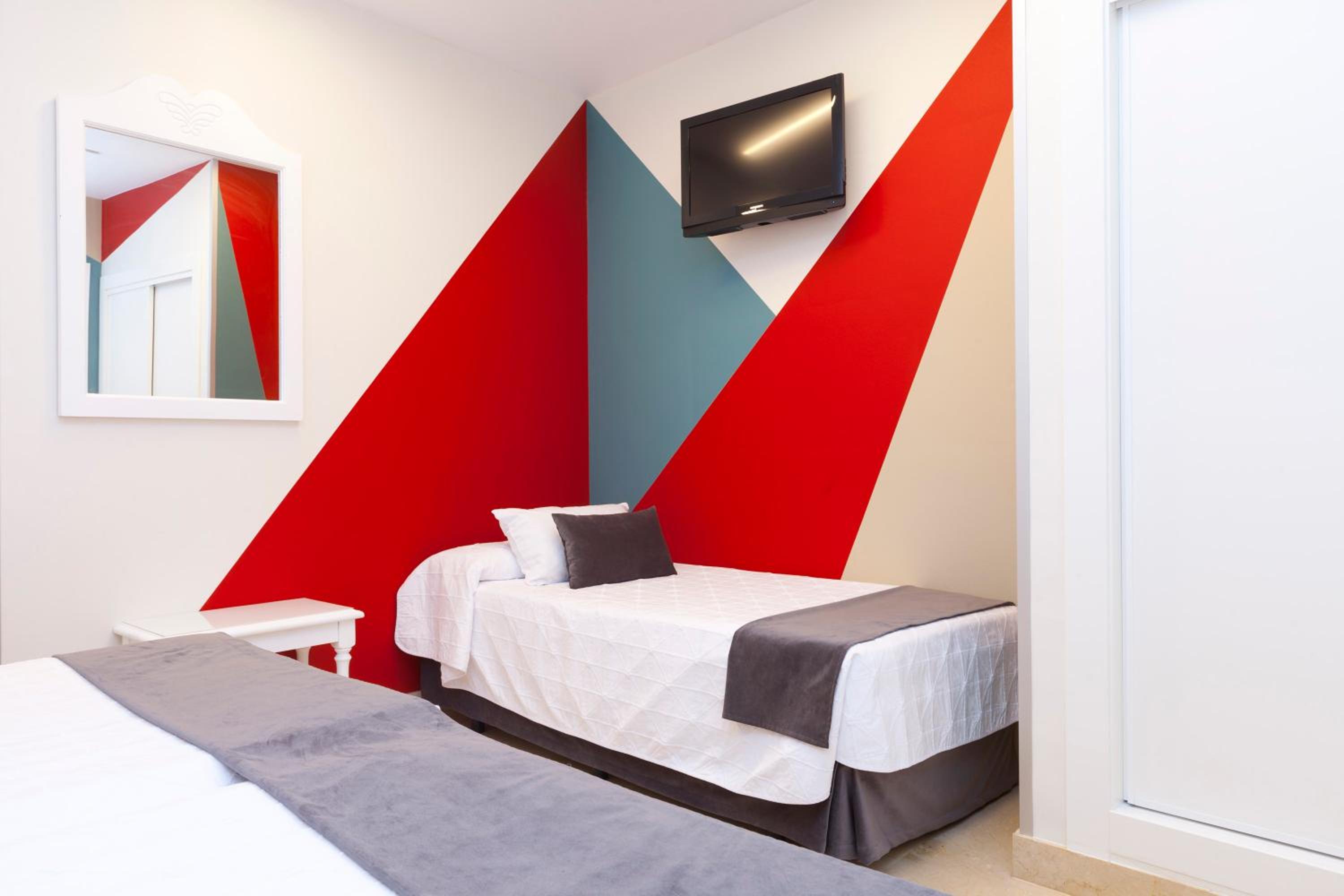 Triple Room - Photo 1