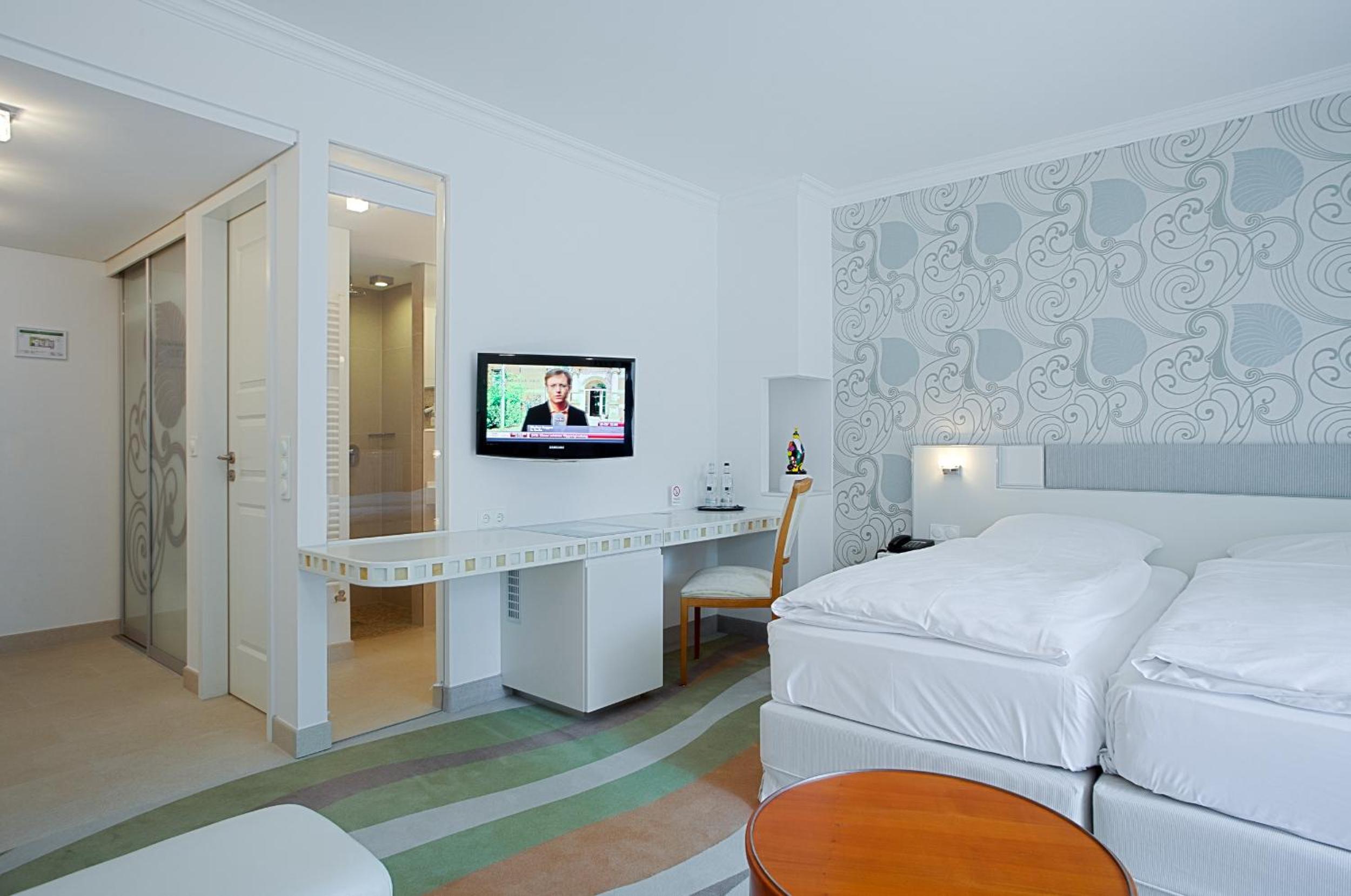 Double Room on Land Side