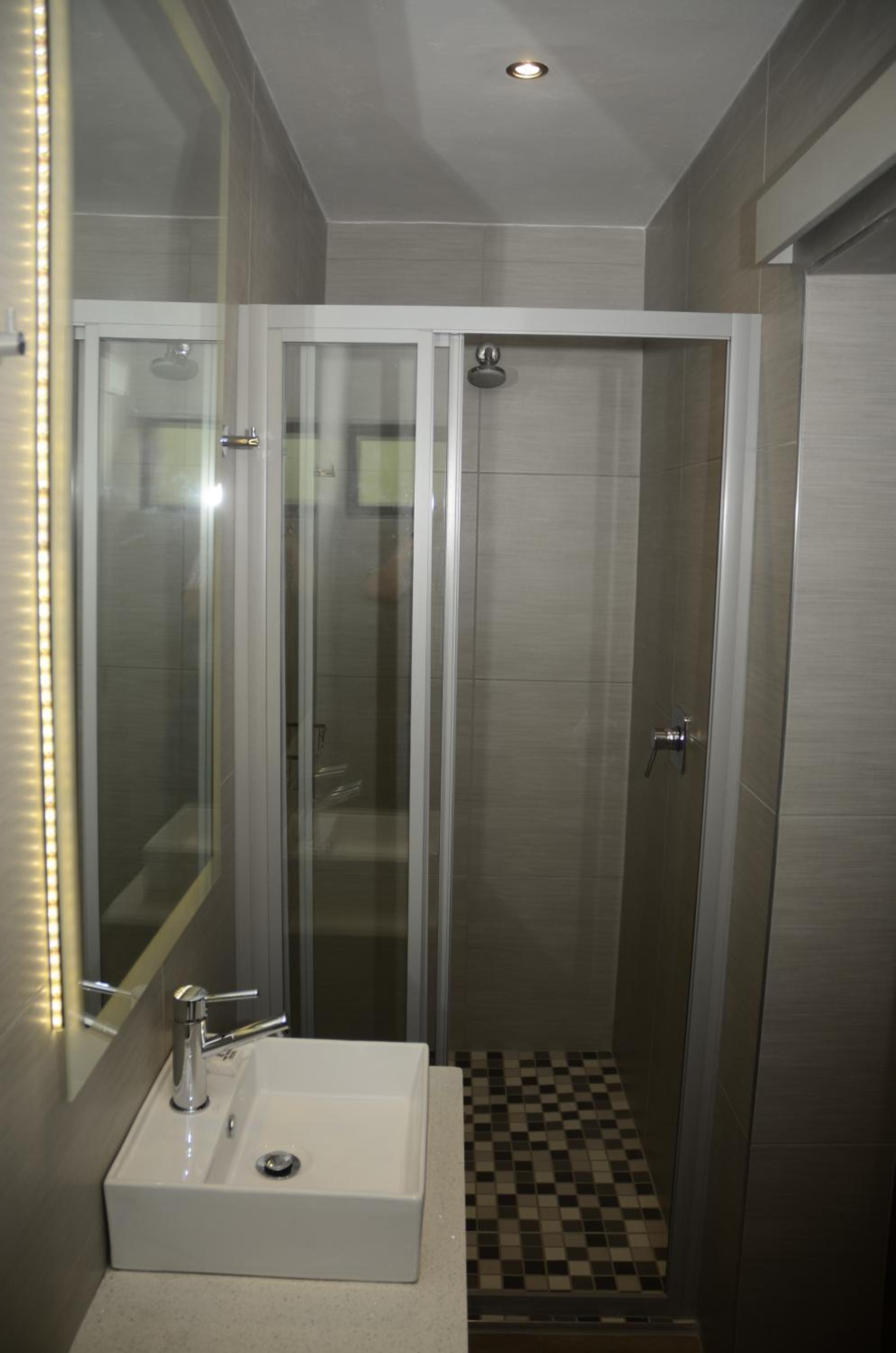 Deluxe Twin Room photo 3
