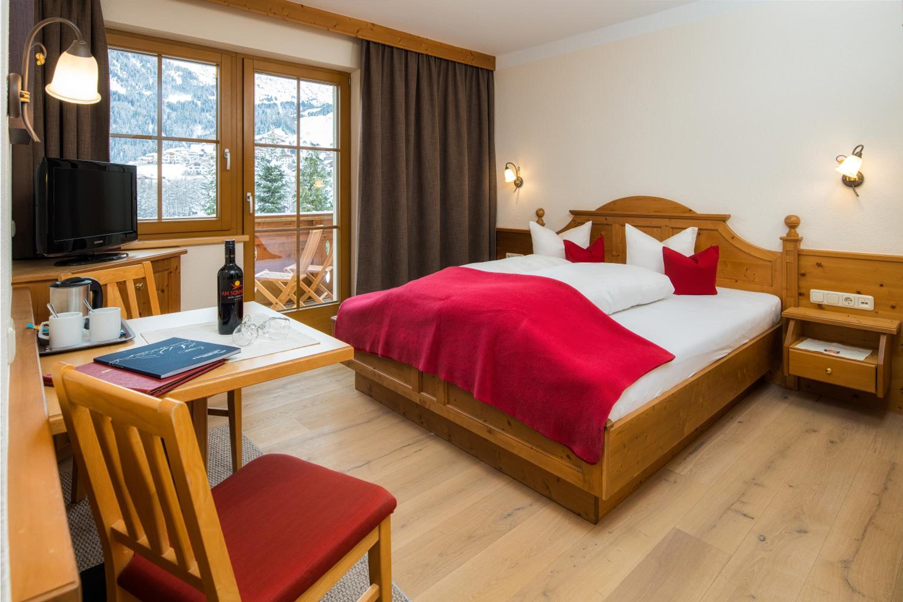 Comfort Double Room with Balcony photo 1