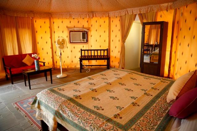 Deluxe Room - Photo 2
