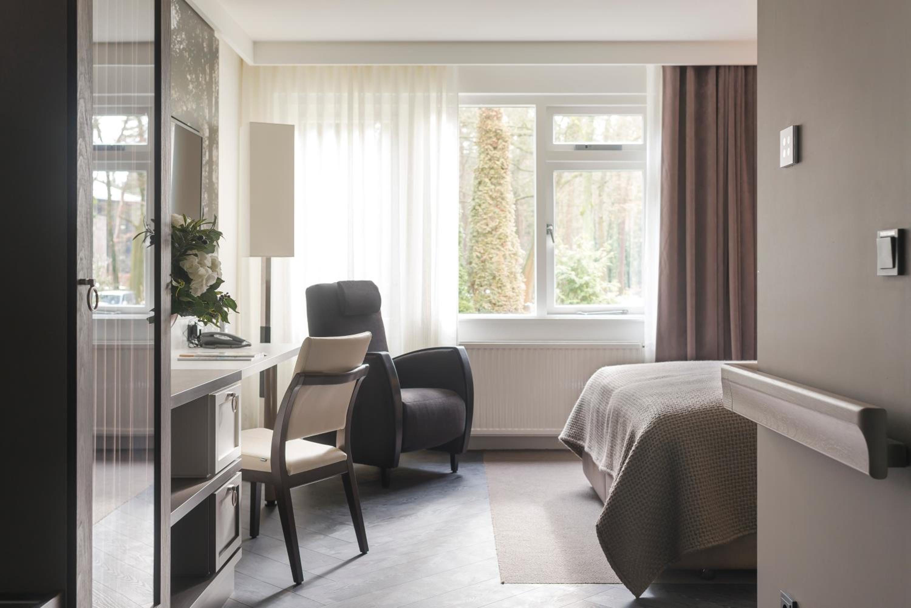Superior Double or Twin Room photo 2