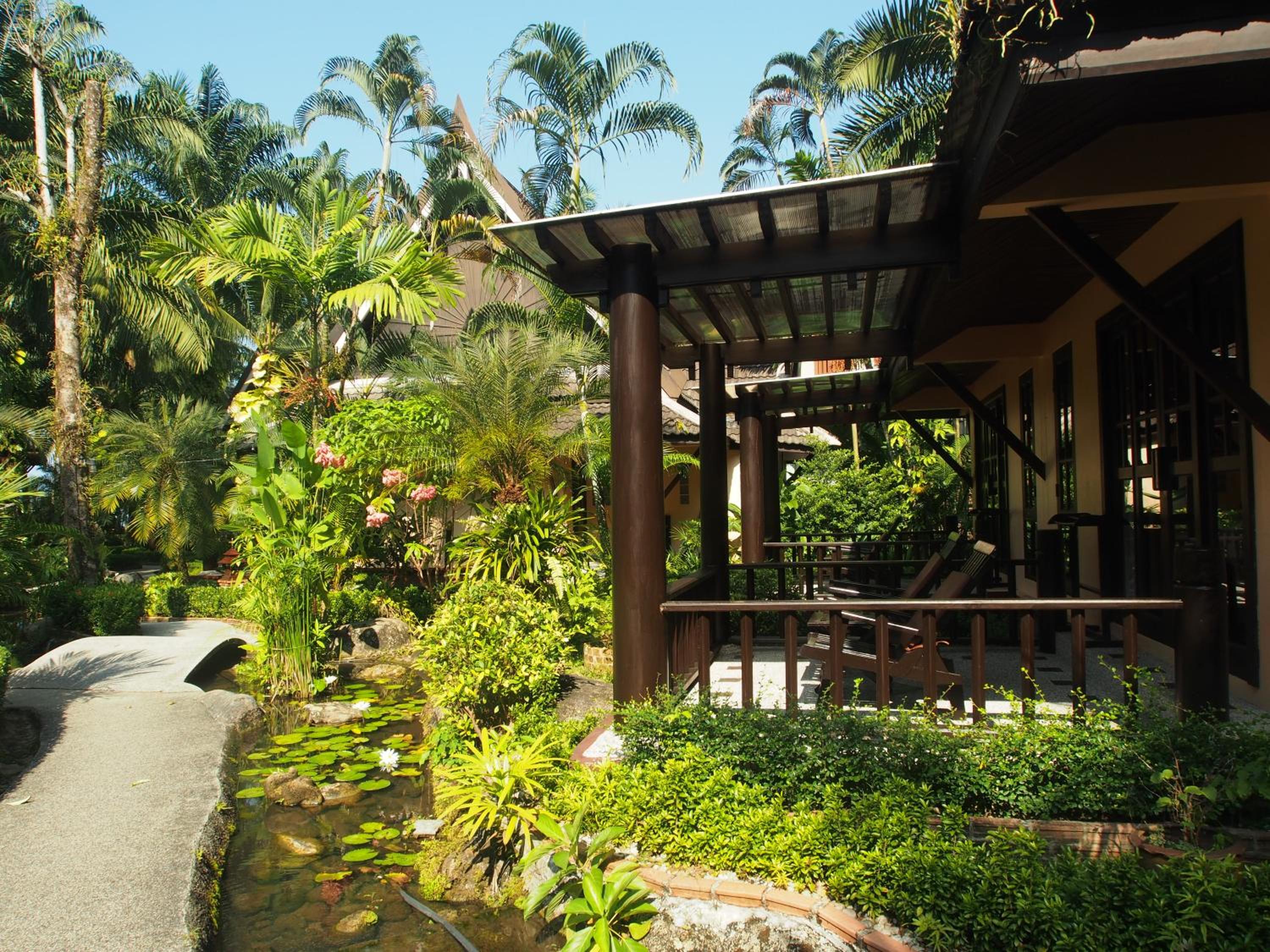 Deluxe Villa with Garden View - Photo 10