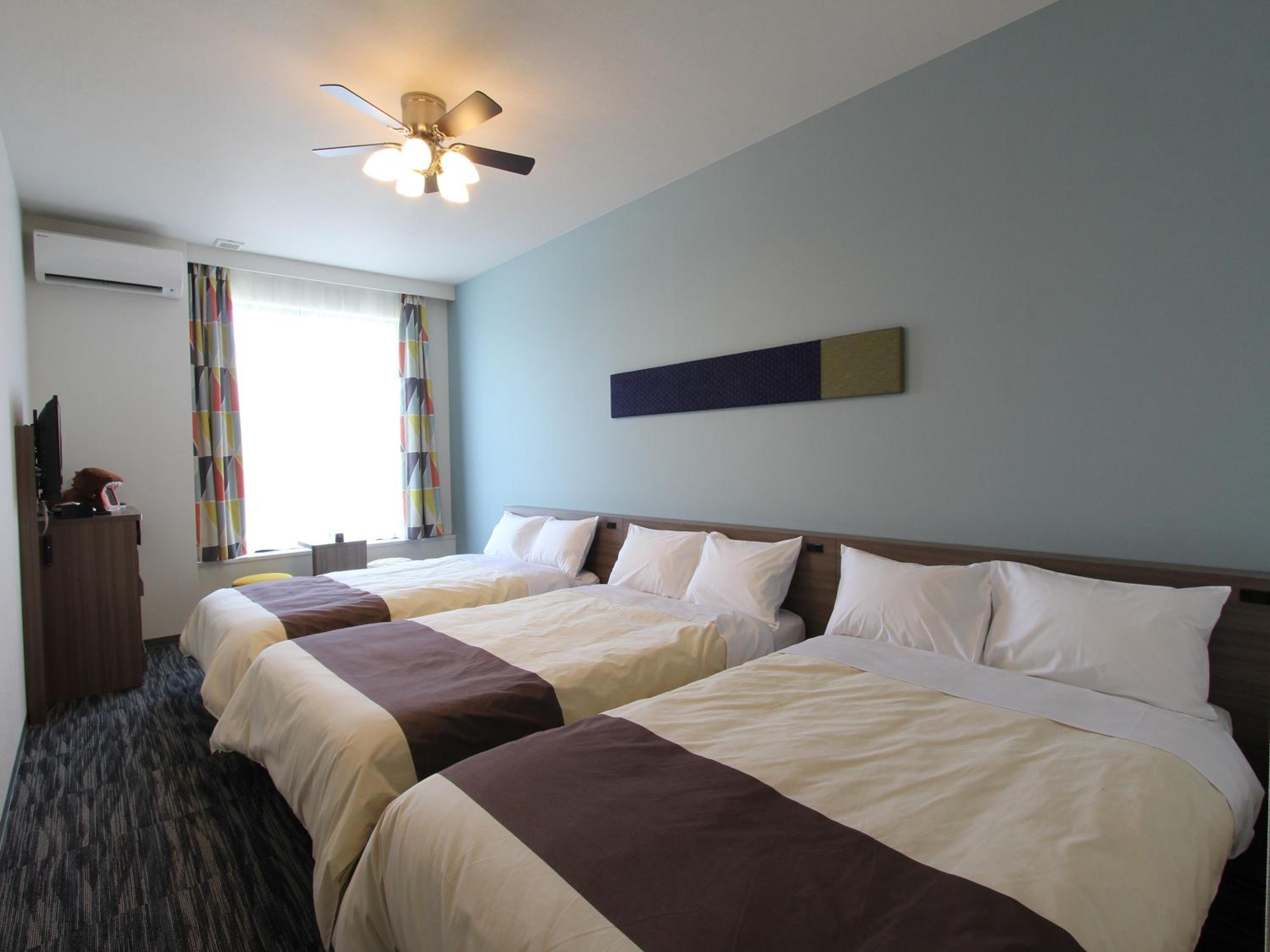 Triple Room - Photo 1