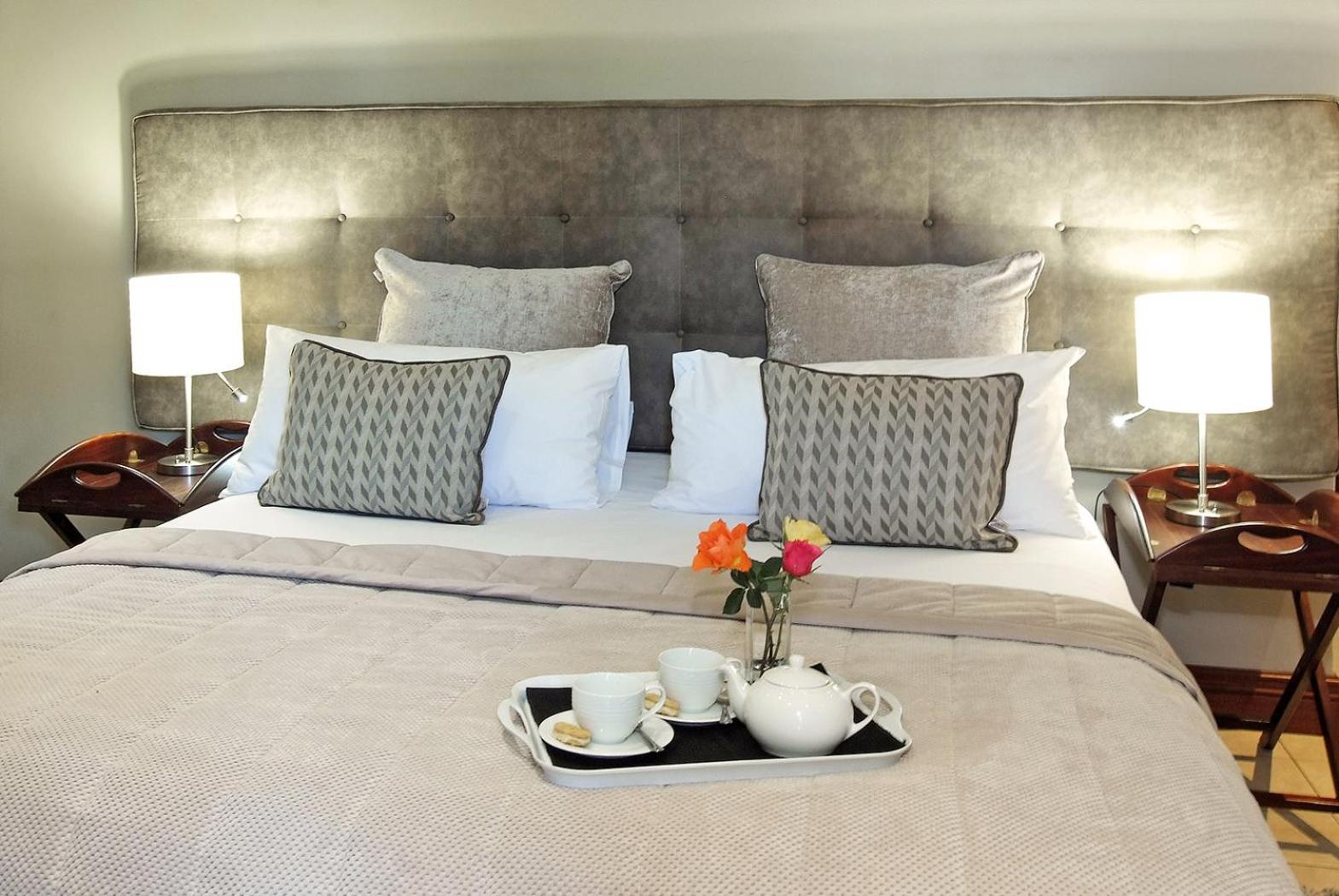 Standard King Room photo 1