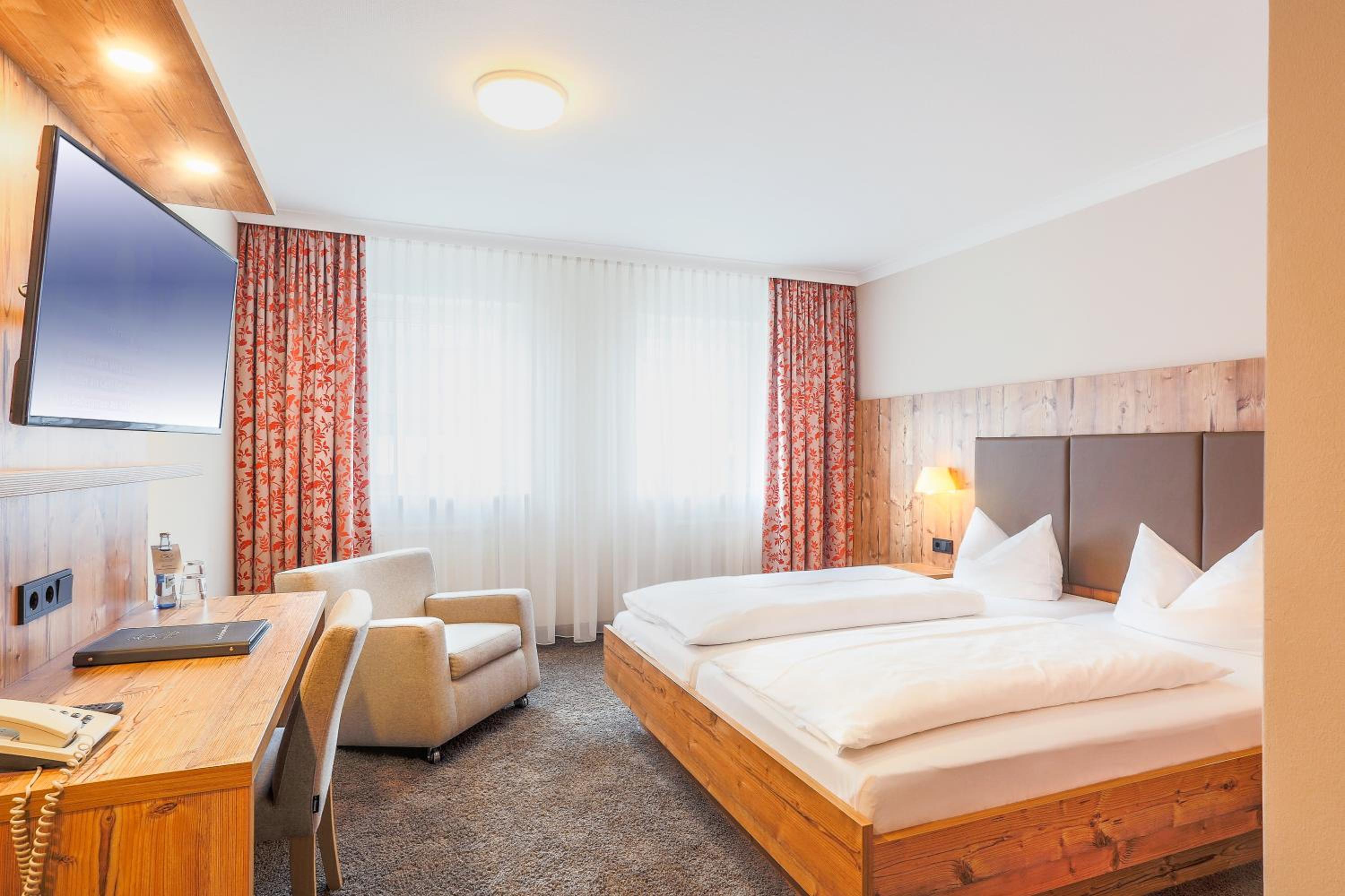 Double Room - Photo 3