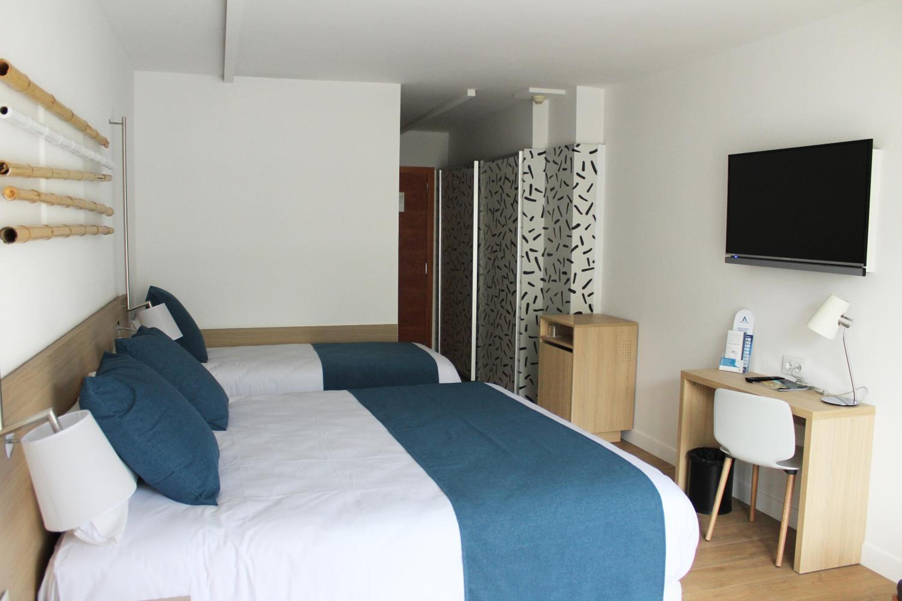 Design Triple Room (2 Adults + 1 Child) - Photo 3