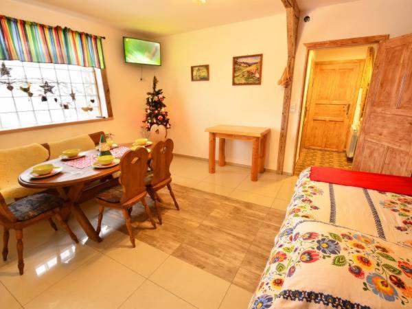 Two-Bedroom Chalet photo 3