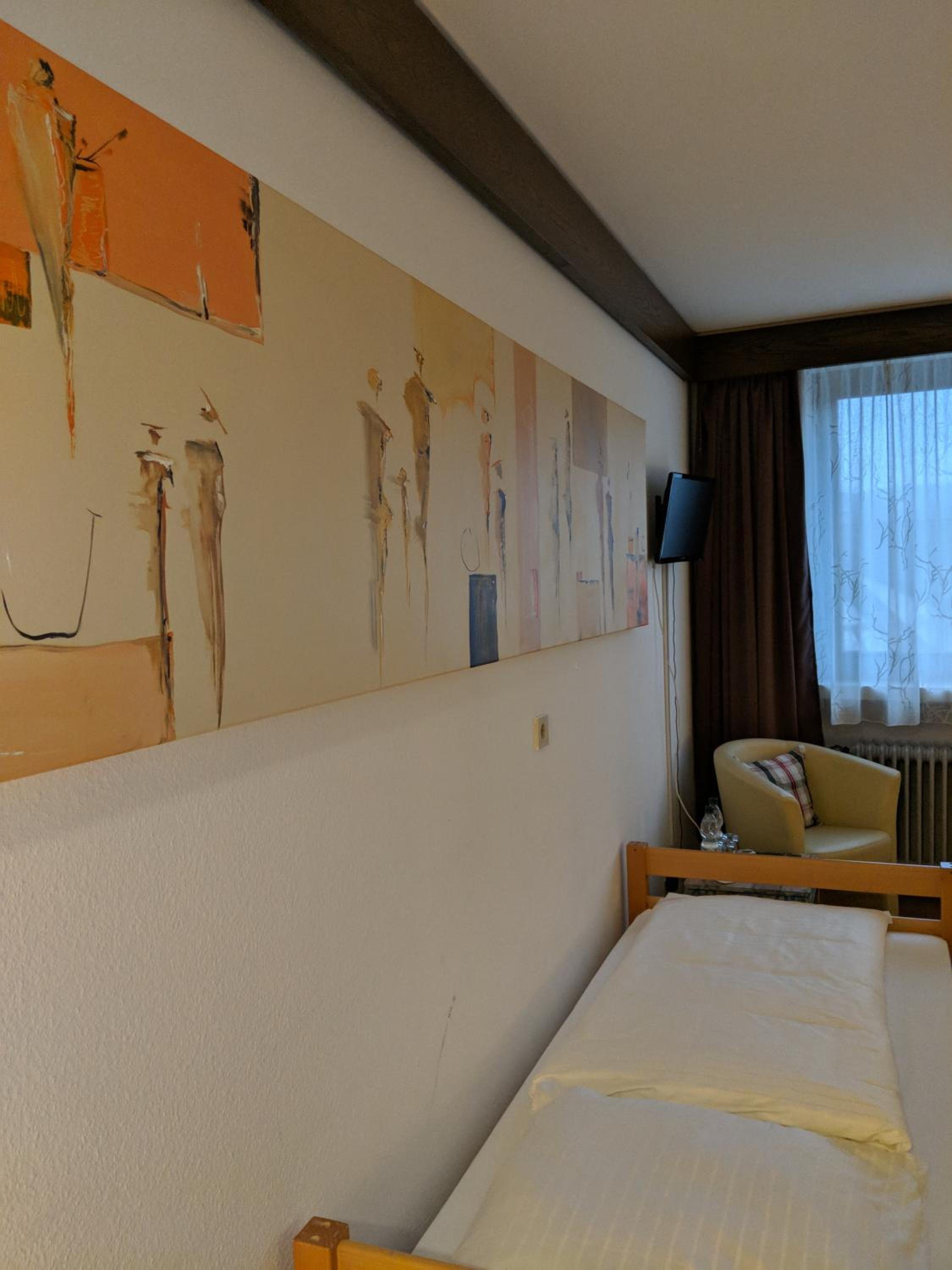 Standard  Double Room with Extra Bed - Photo 4