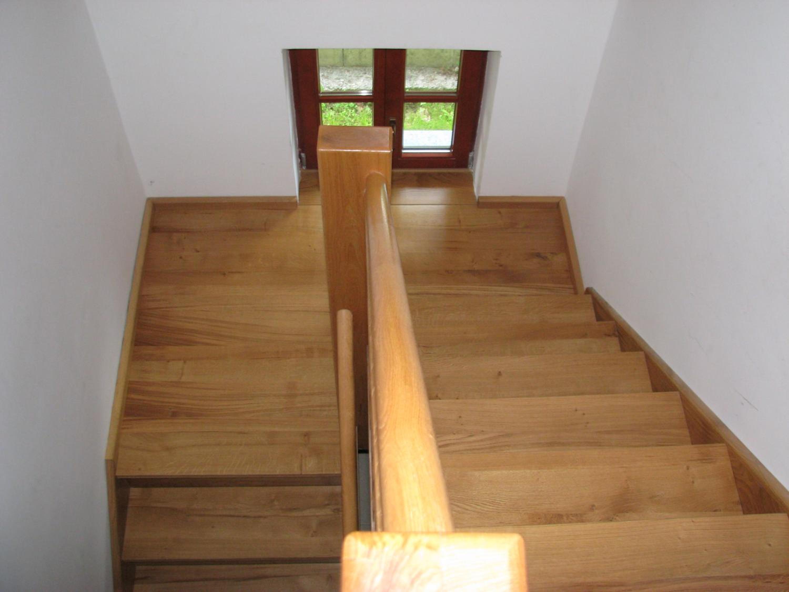 Two-Bedroom Apartment with Balcony - Photo 3