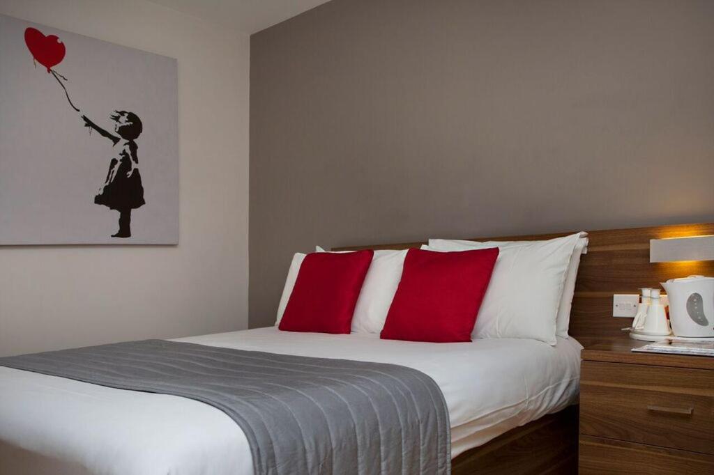 Basic Double Room photo 2