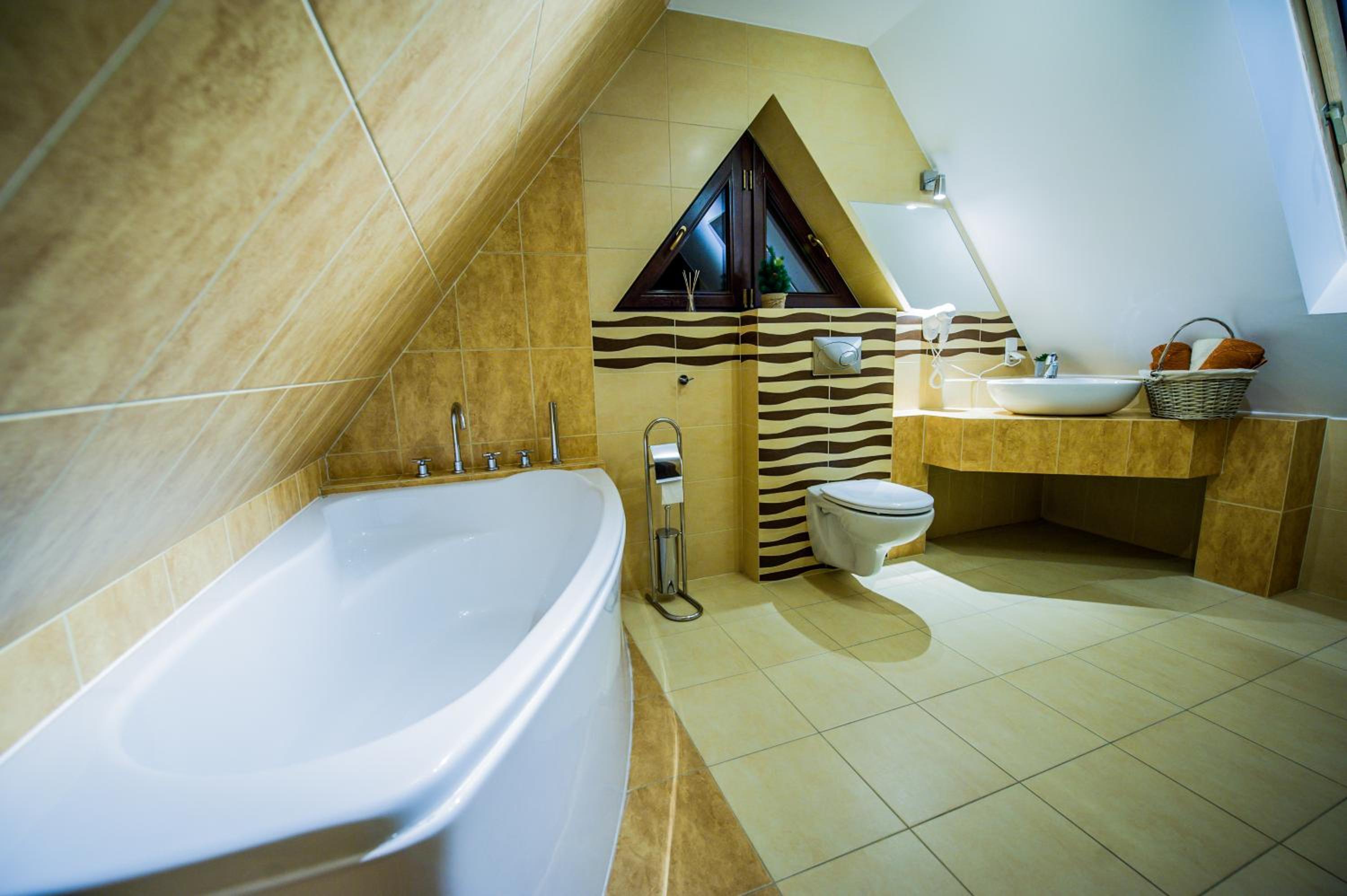 Family Room with Bath - Photo 8