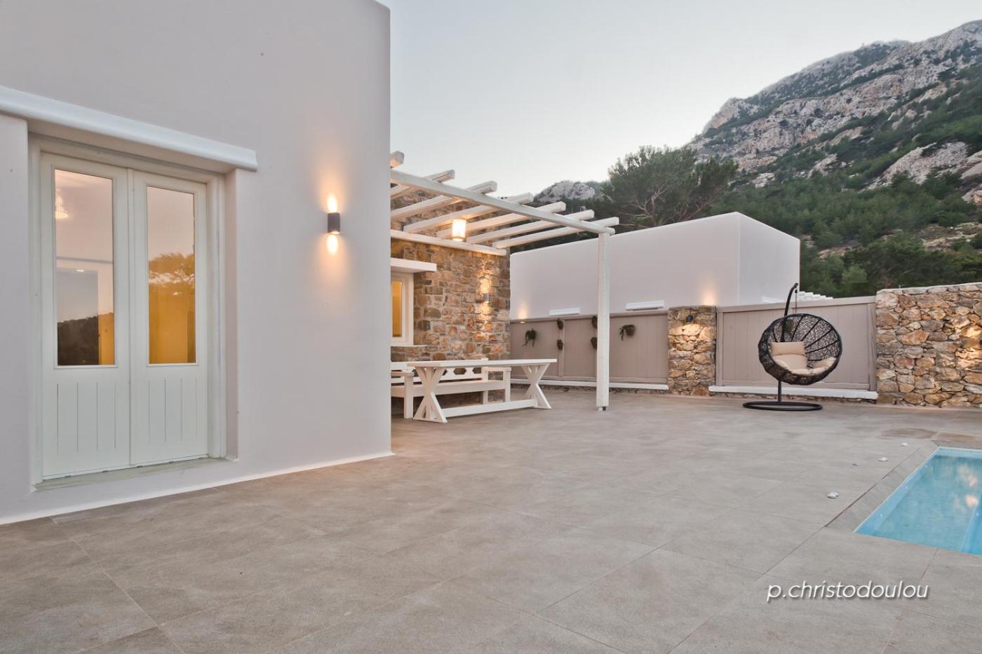 Villa with Private Pool photo 3