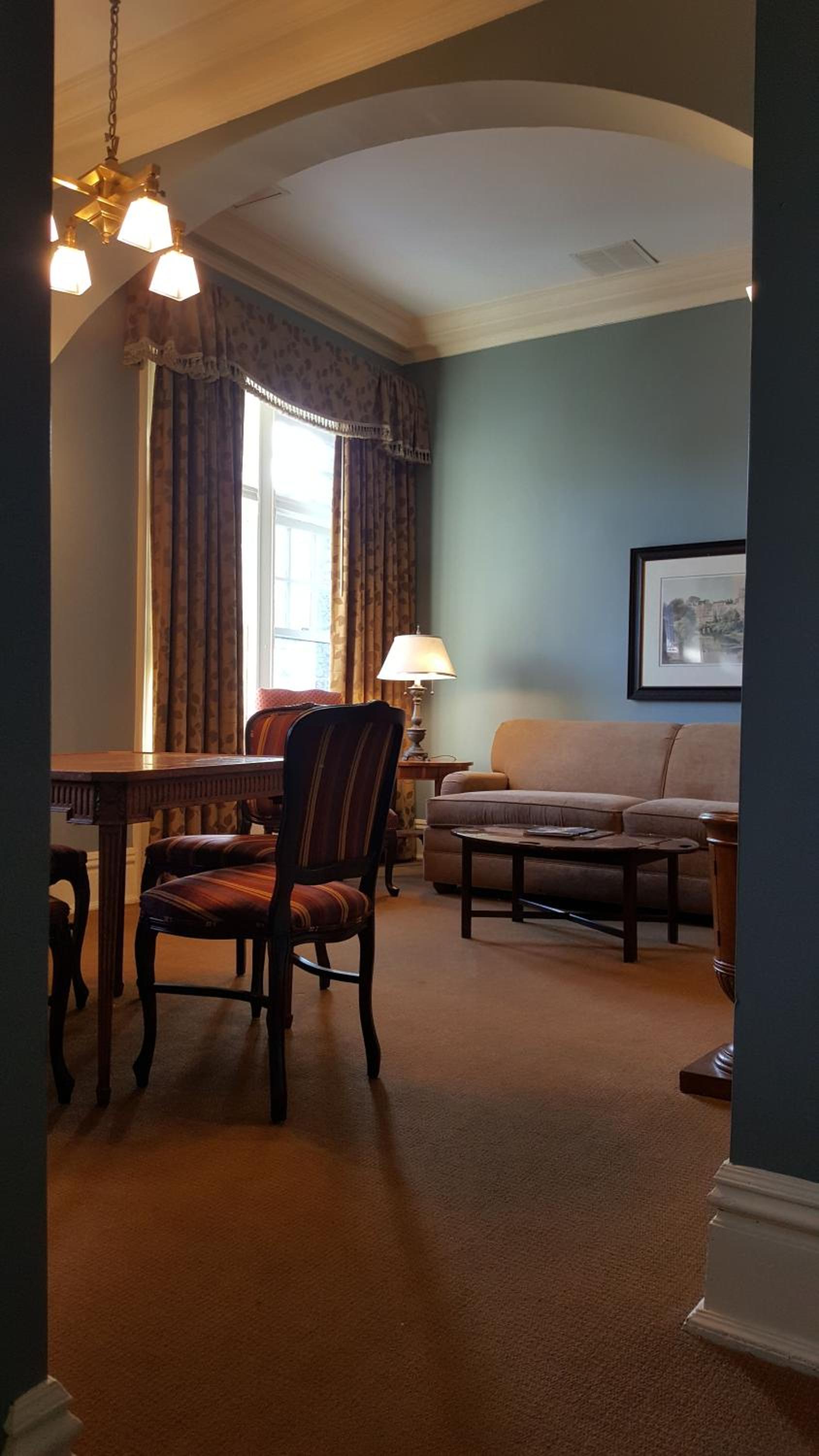 Presidential Suite King and Two Sofa Beds photo 2