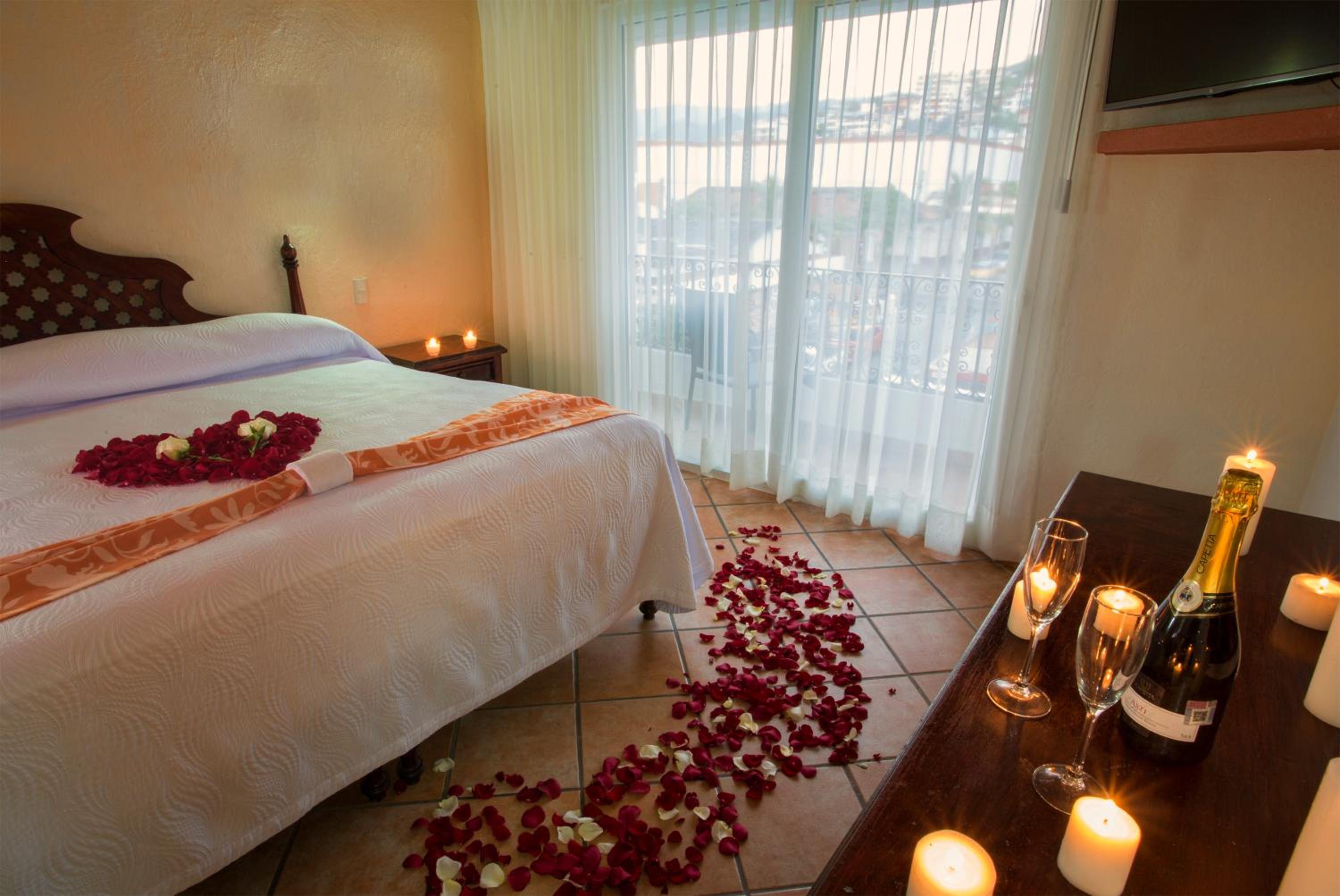 Standard Double Room with Two Double Beds - Photo 4