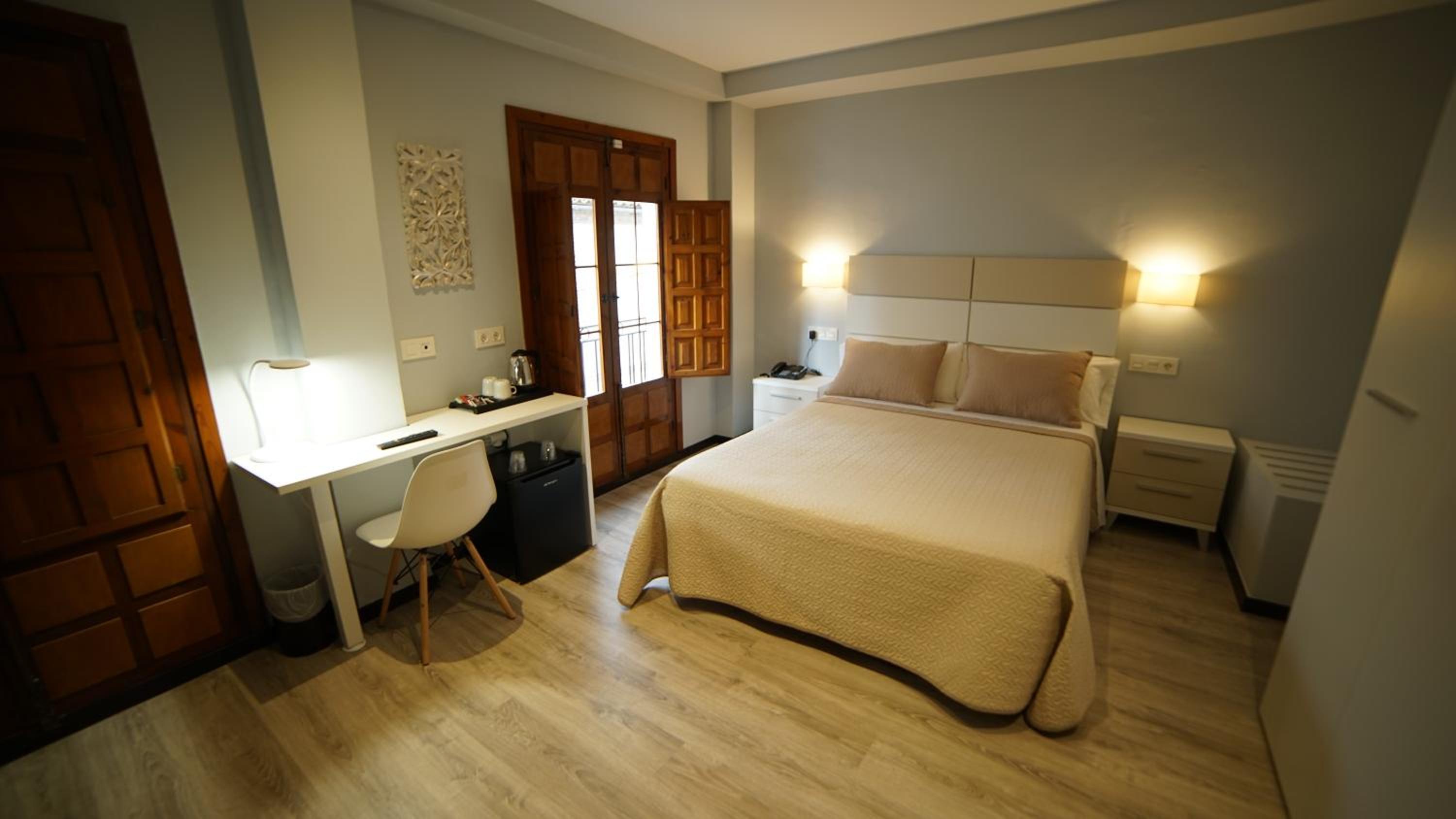 Superior Double Room - Photo 9