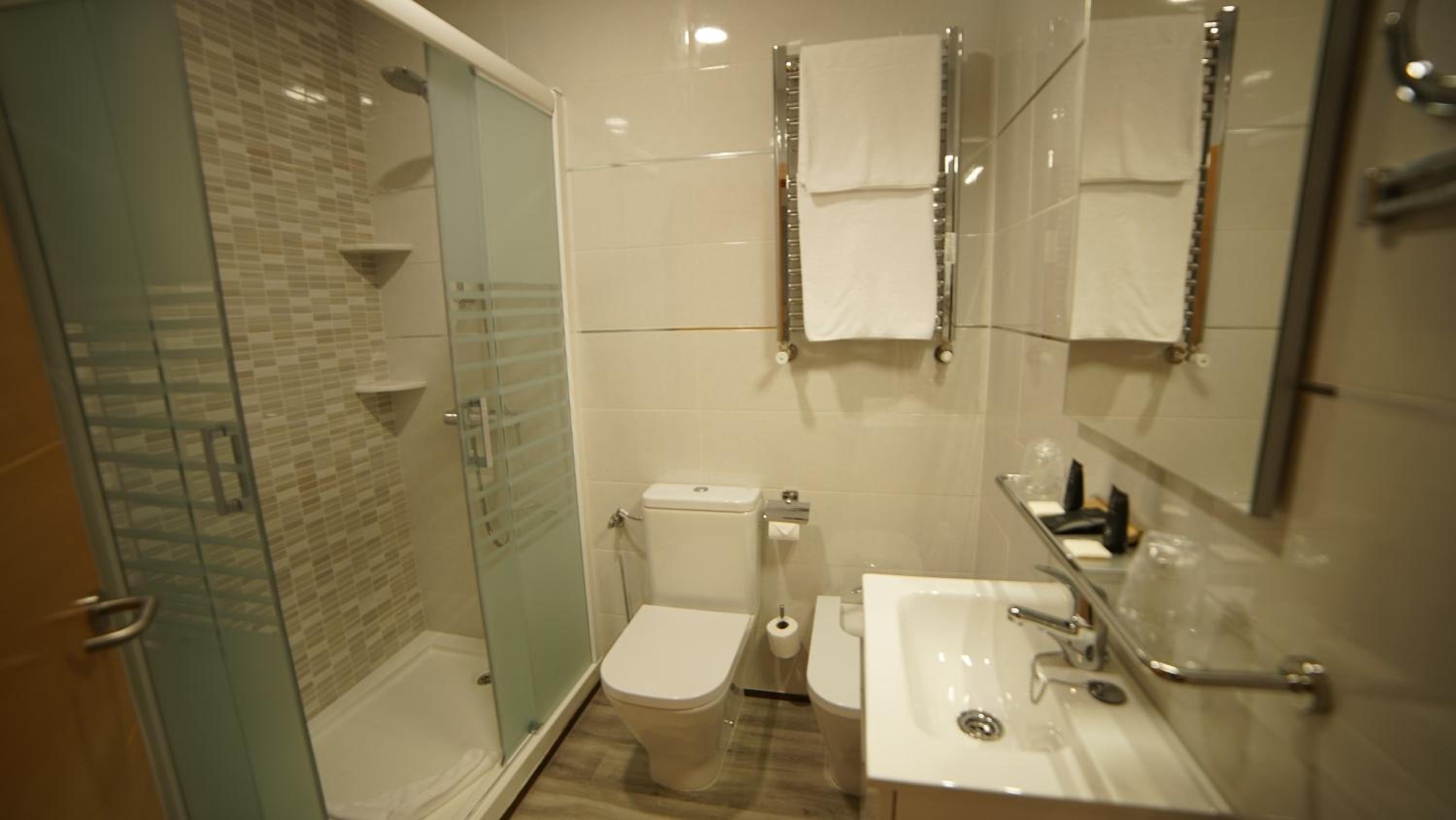 Superior Double Room - Photo 8