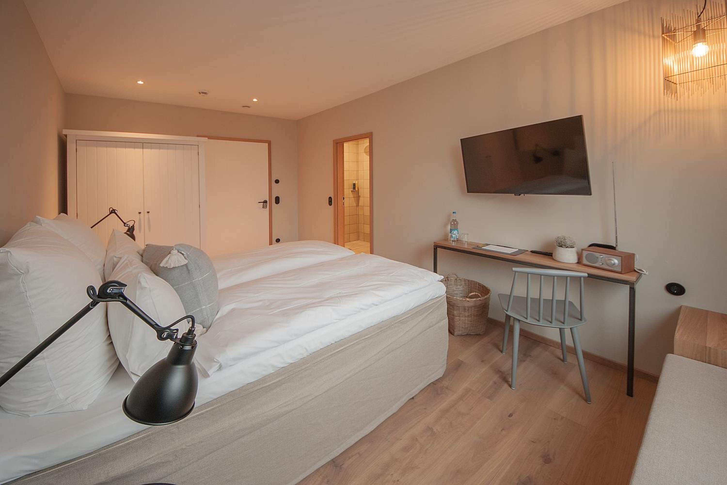Double Room with Land View - Photo 2