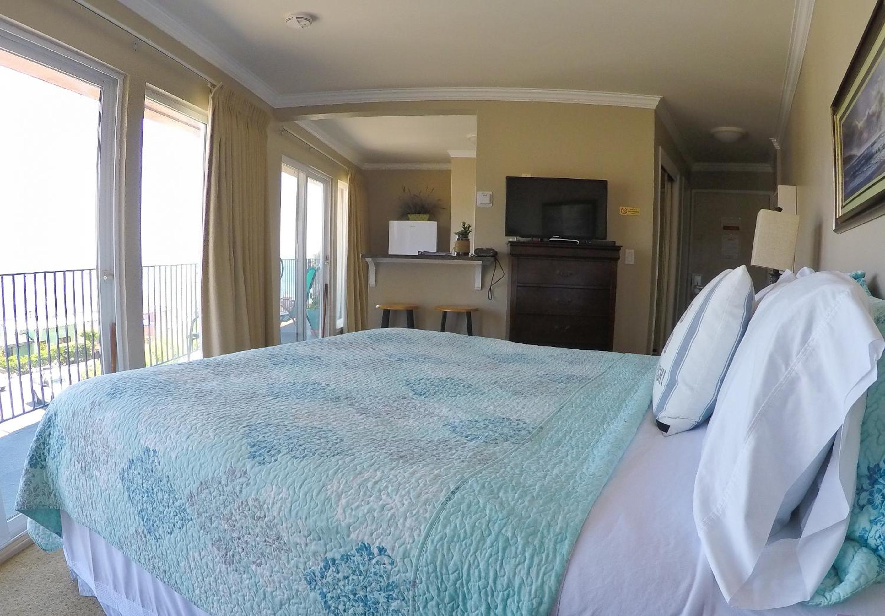King Suite with Ocean View photo 1