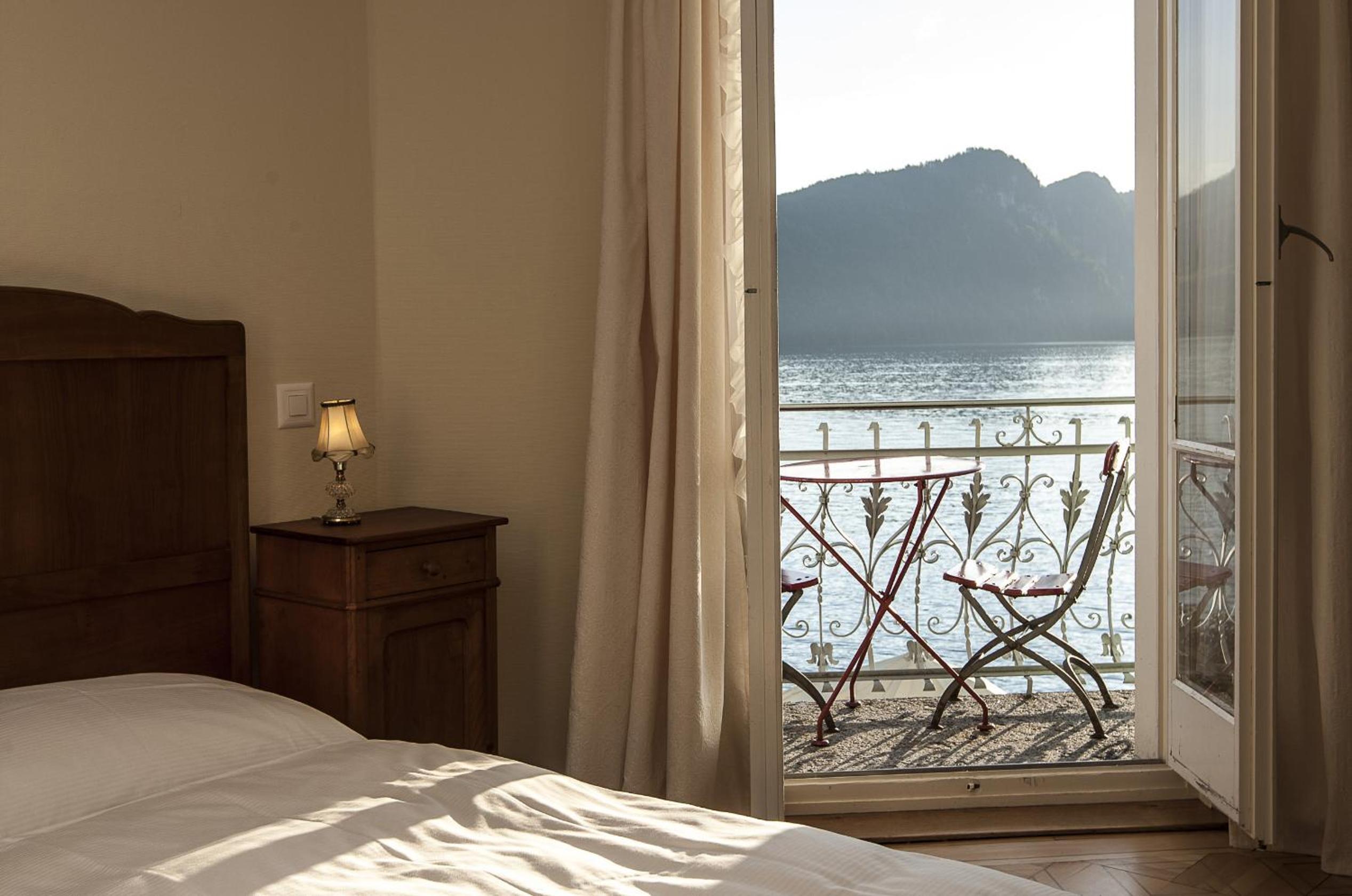Superior Double Room with Balcony - Photo 8