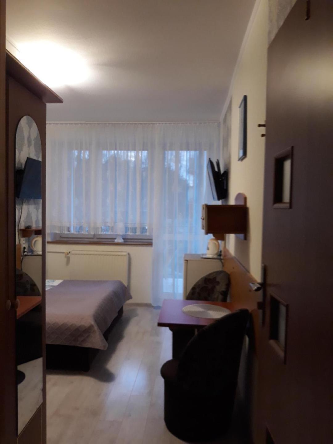 Double or Twin Room photo 1