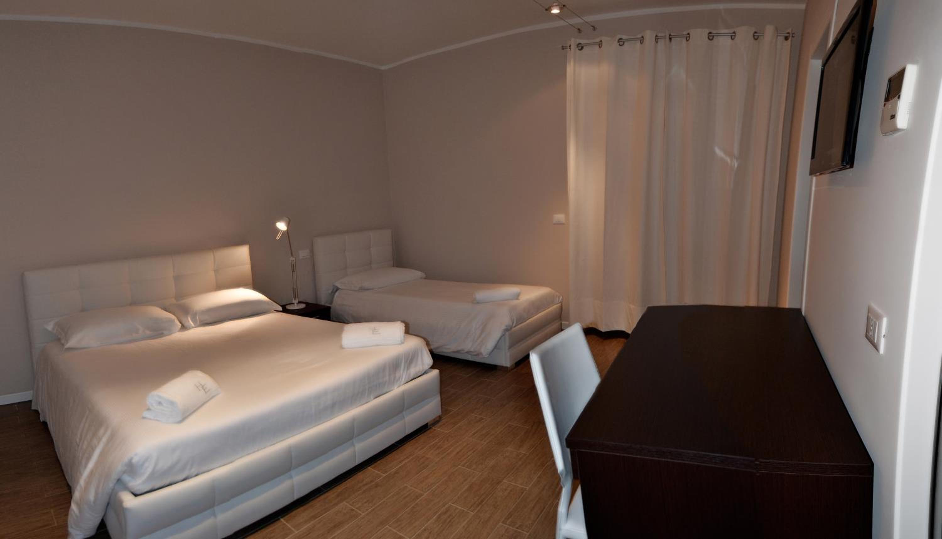 Triple Room - Photo 1
