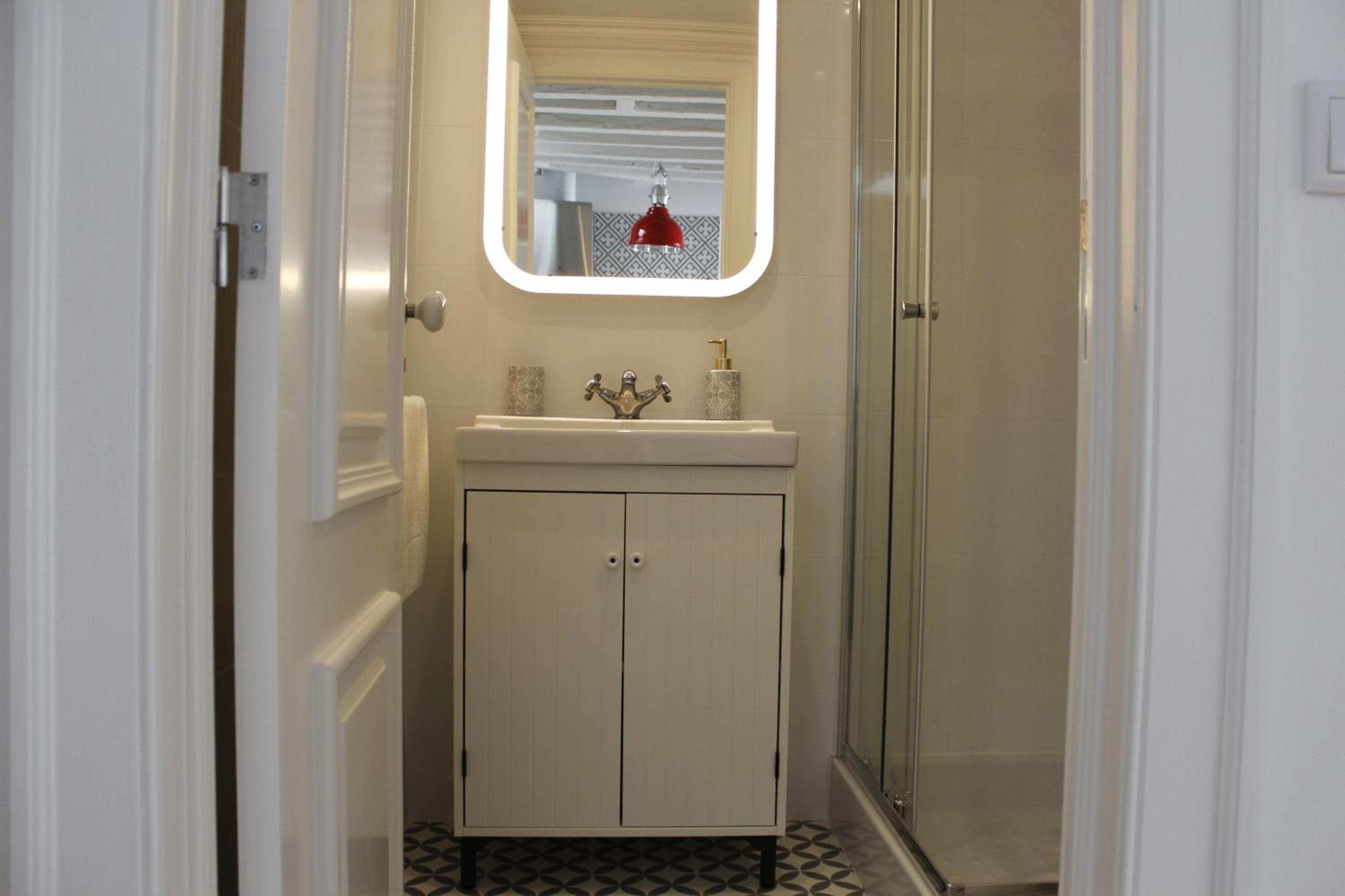 Apartment - Photo 17