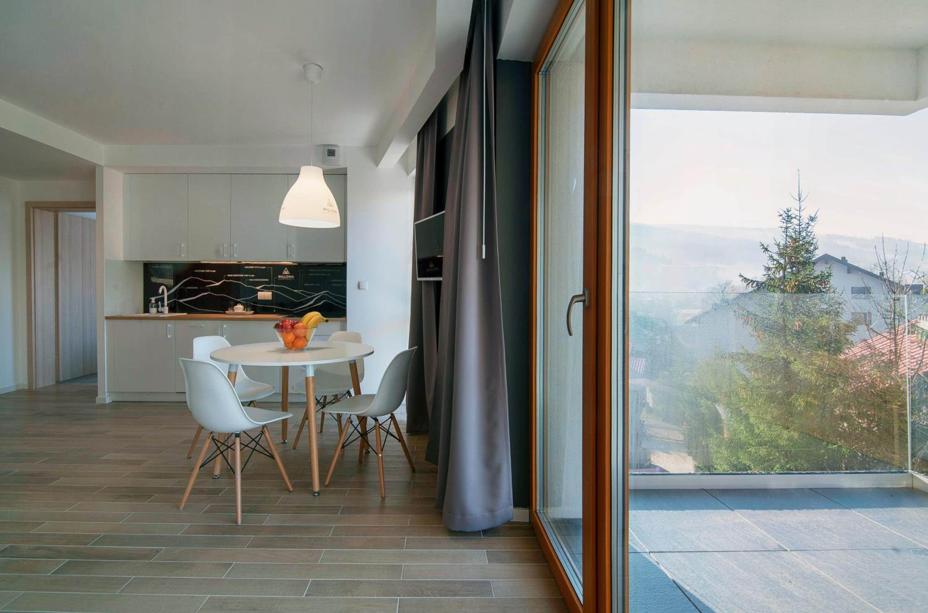 Apartment with Mountain View - Photo 26