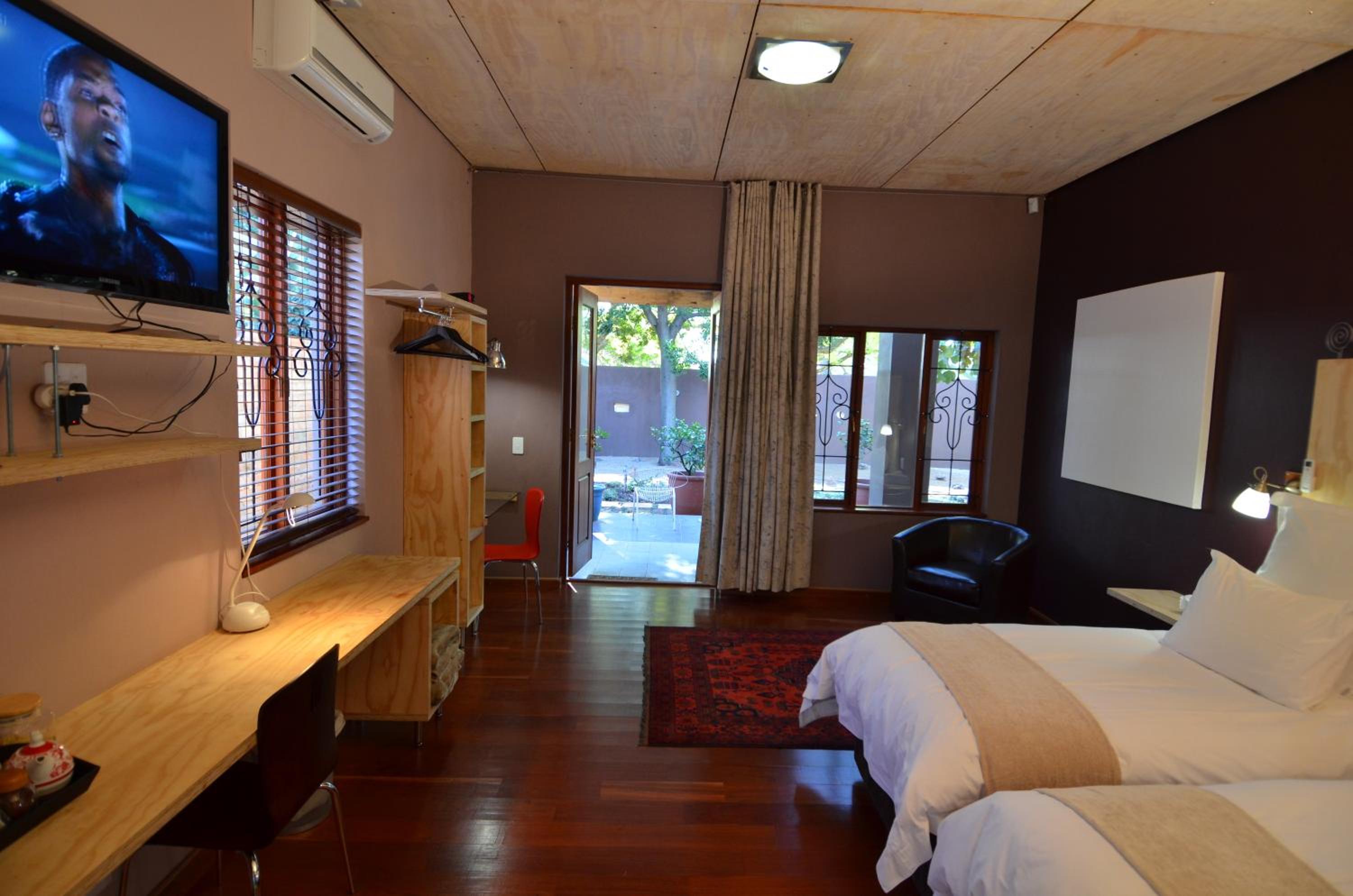 Standard Double or Twin Room photo 1