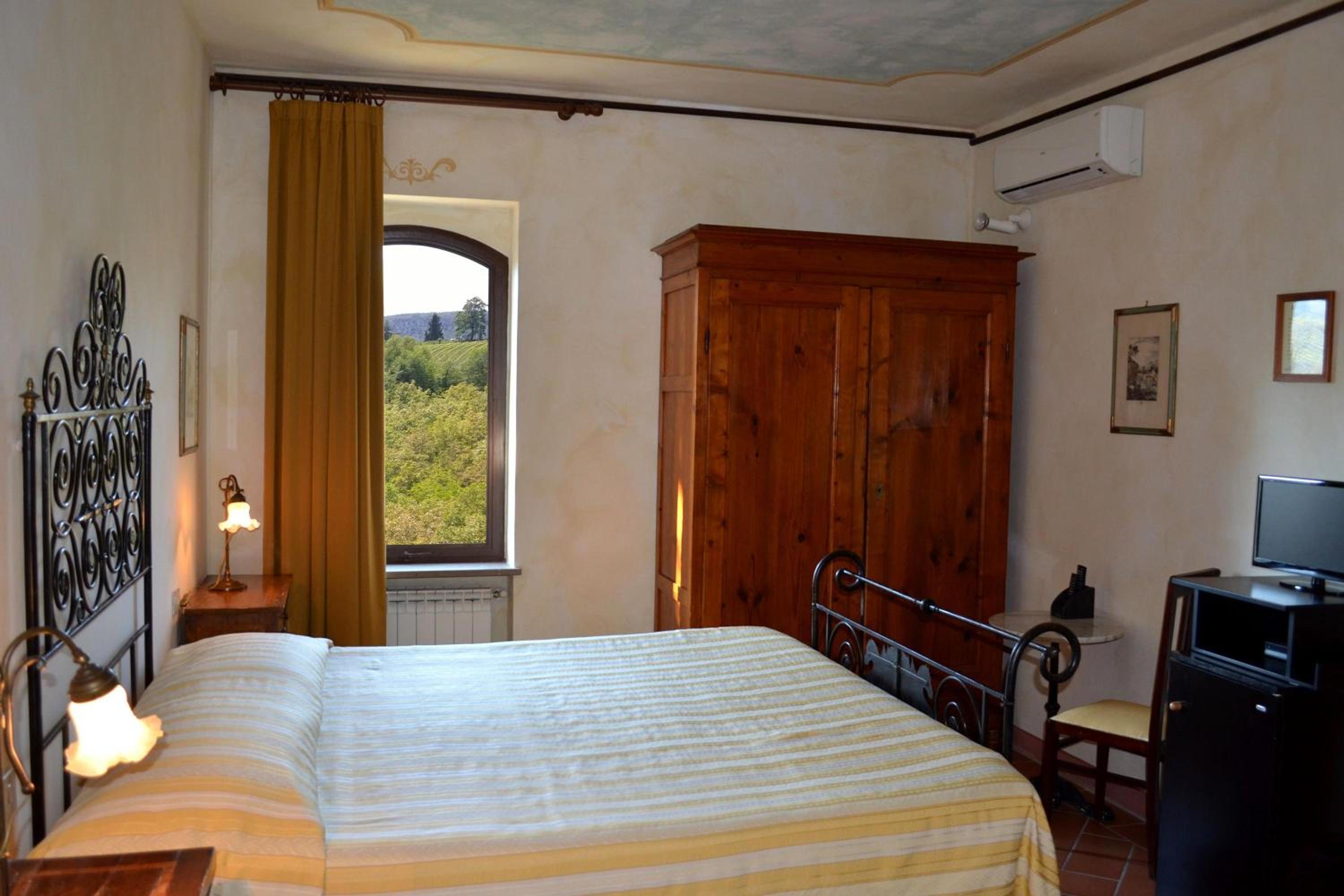 Superior Triple Room photo 2