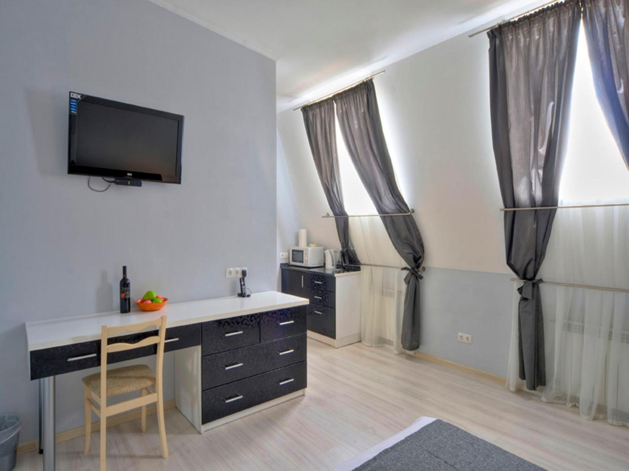 Studio Apartment photo 1